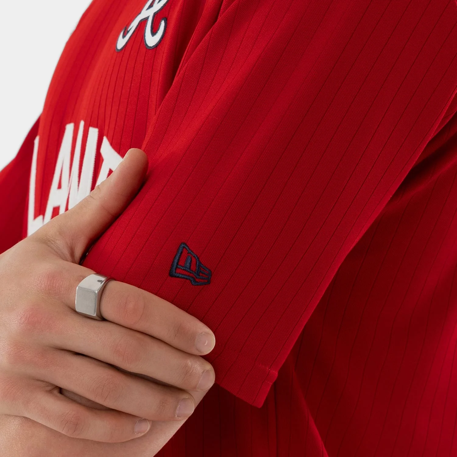 Atlanta Braves MLB Red Oversized T-Shirt - Image 6
