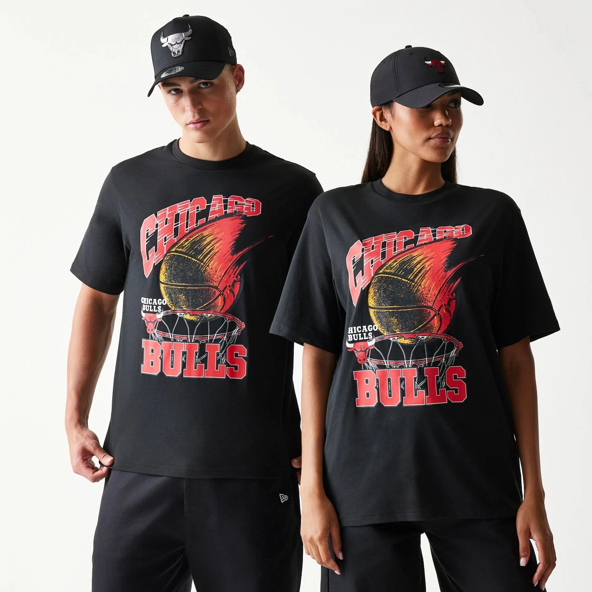 Chicago Bulls NBA Ball Graphic Black T-Shirt