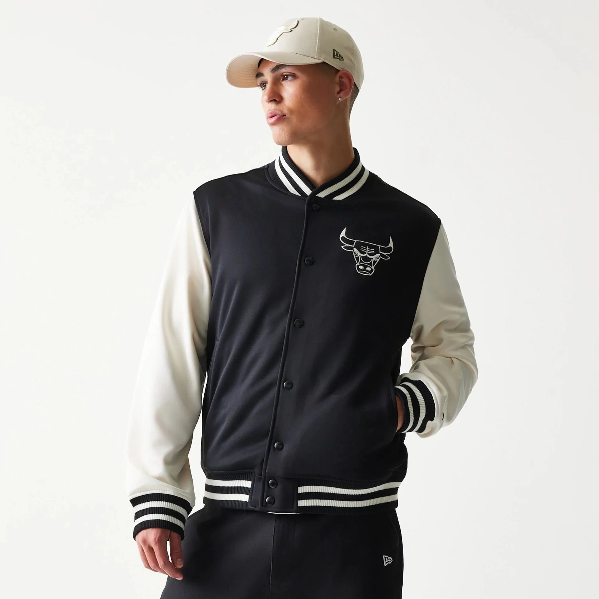 Chicago Bulls NBA Black Bomber Jacket - Image 3