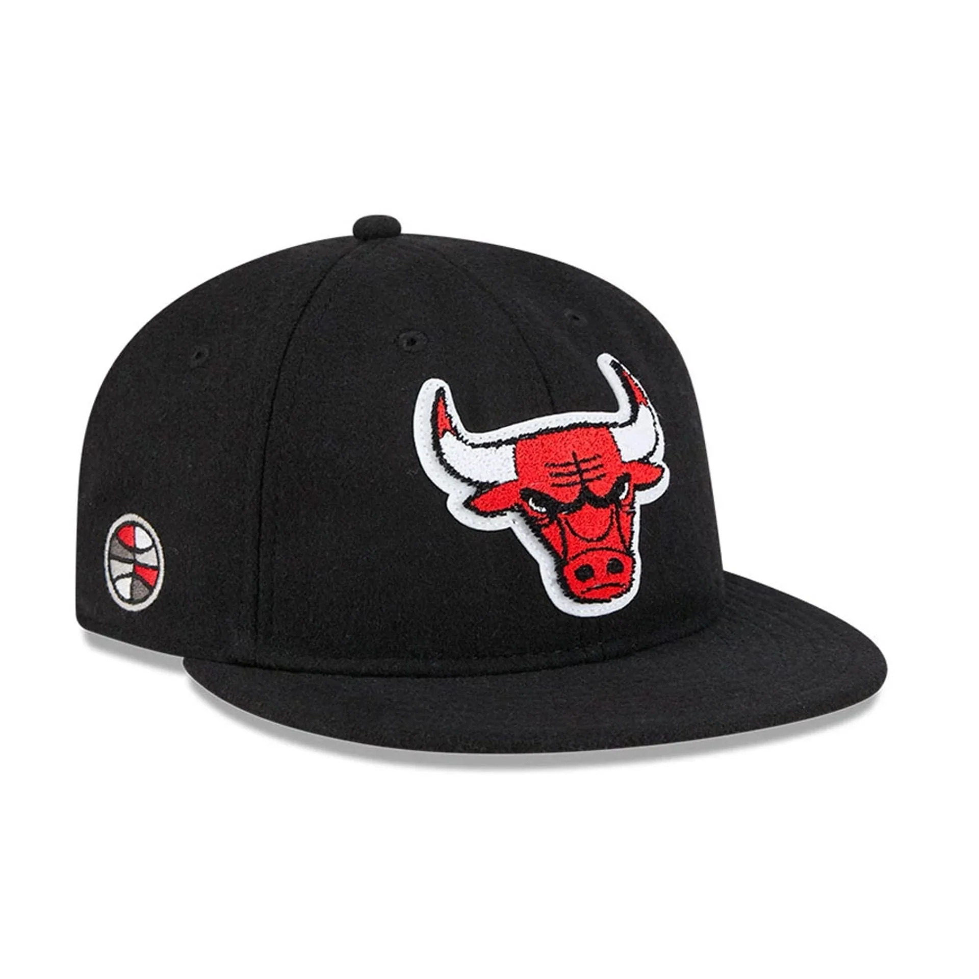Chicago Bulls NBA Chenille Woven Black Retro Crown 9FIFTY Adjustable Cap