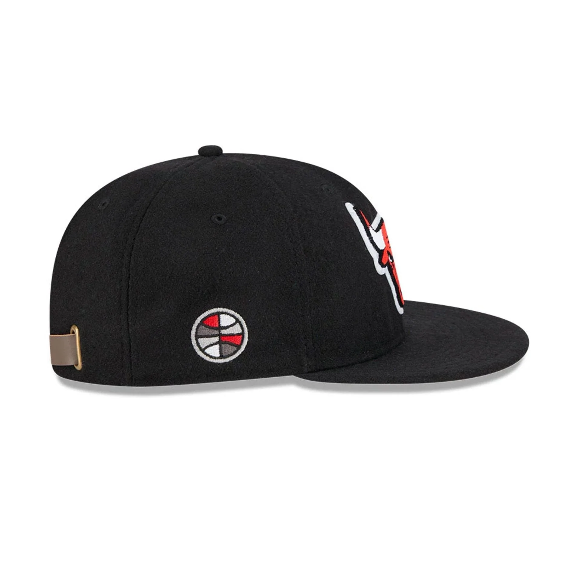 Chicago Bulls NBA Chenille Woven Black Retro Crown 9FIFTY Adjustable Cap - Image 6