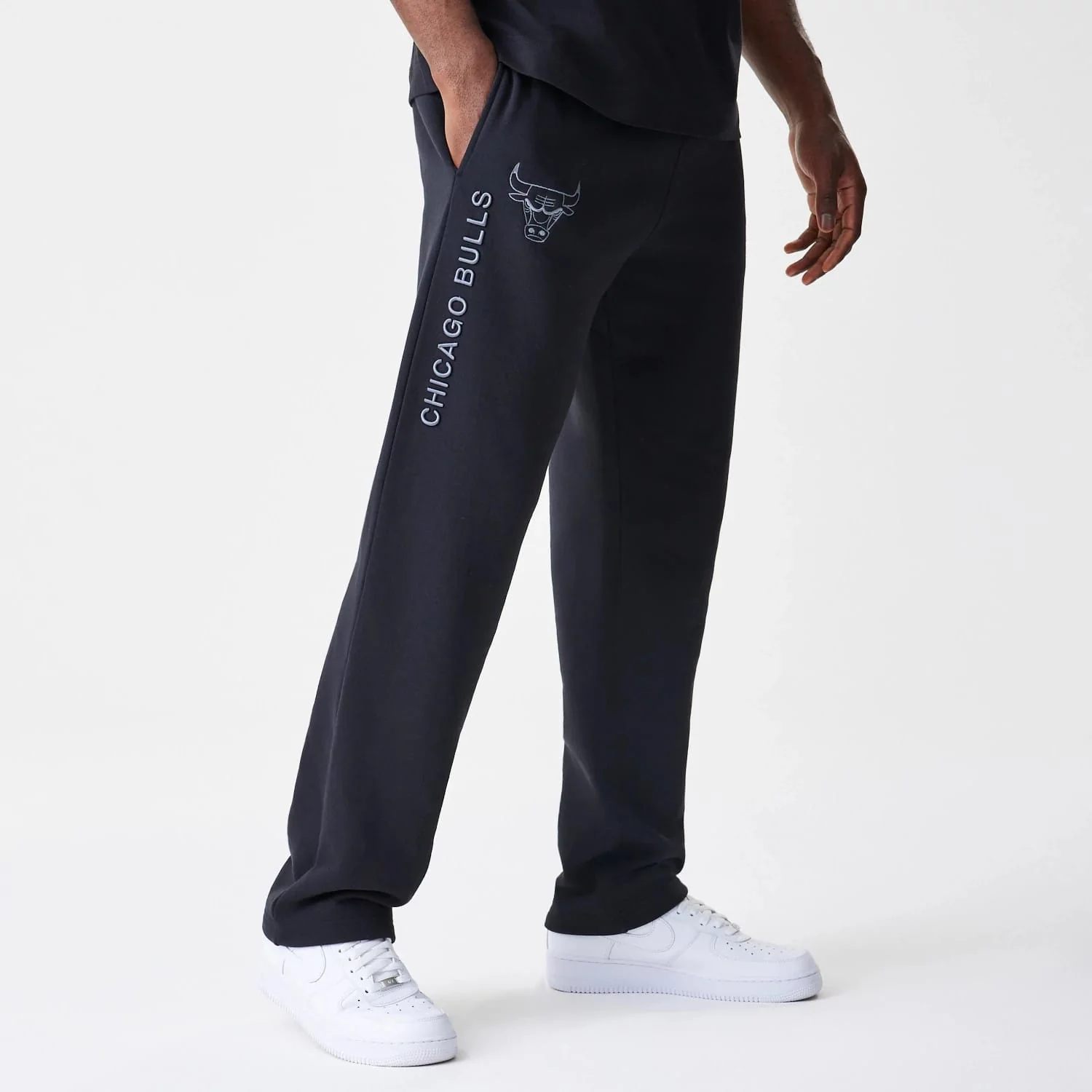 Chicago Bulls NBA Linear Black Straight Leg Joggers