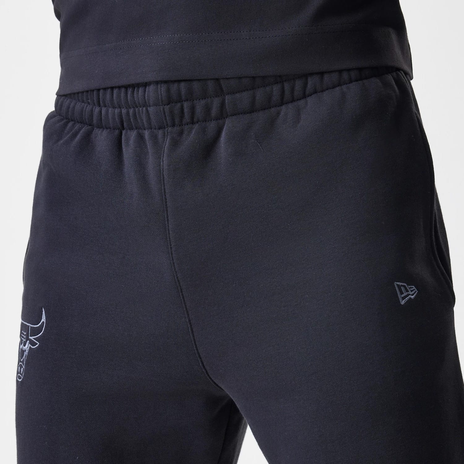 Chicago Bulls NBA Linear Black Straight Leg Joggers - Image 6