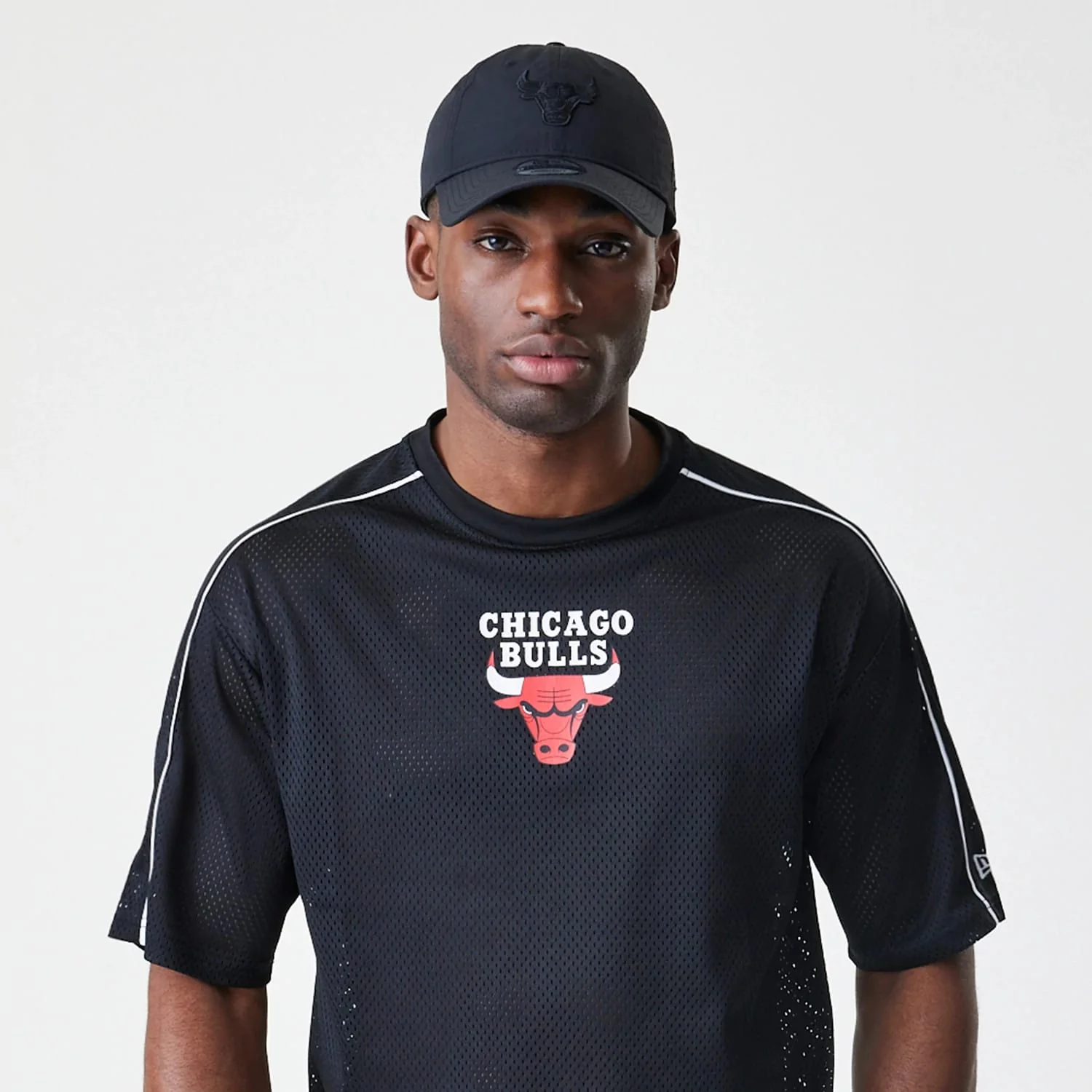 Chicago Bulls NBA Piping Black Oversized T-Shirt - Image 6