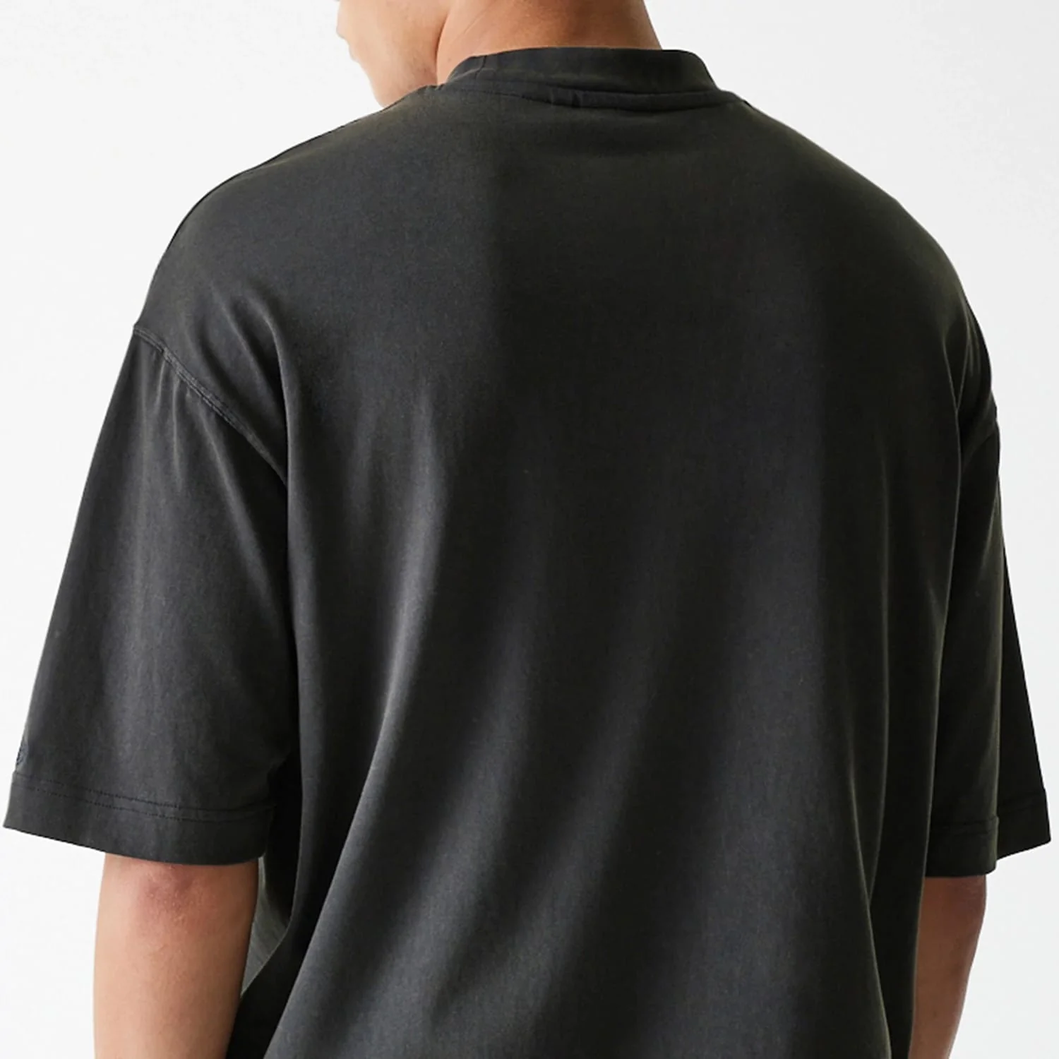 Chicago Bulls NBA Washed Graphic Grey T-Shirt - Image 8