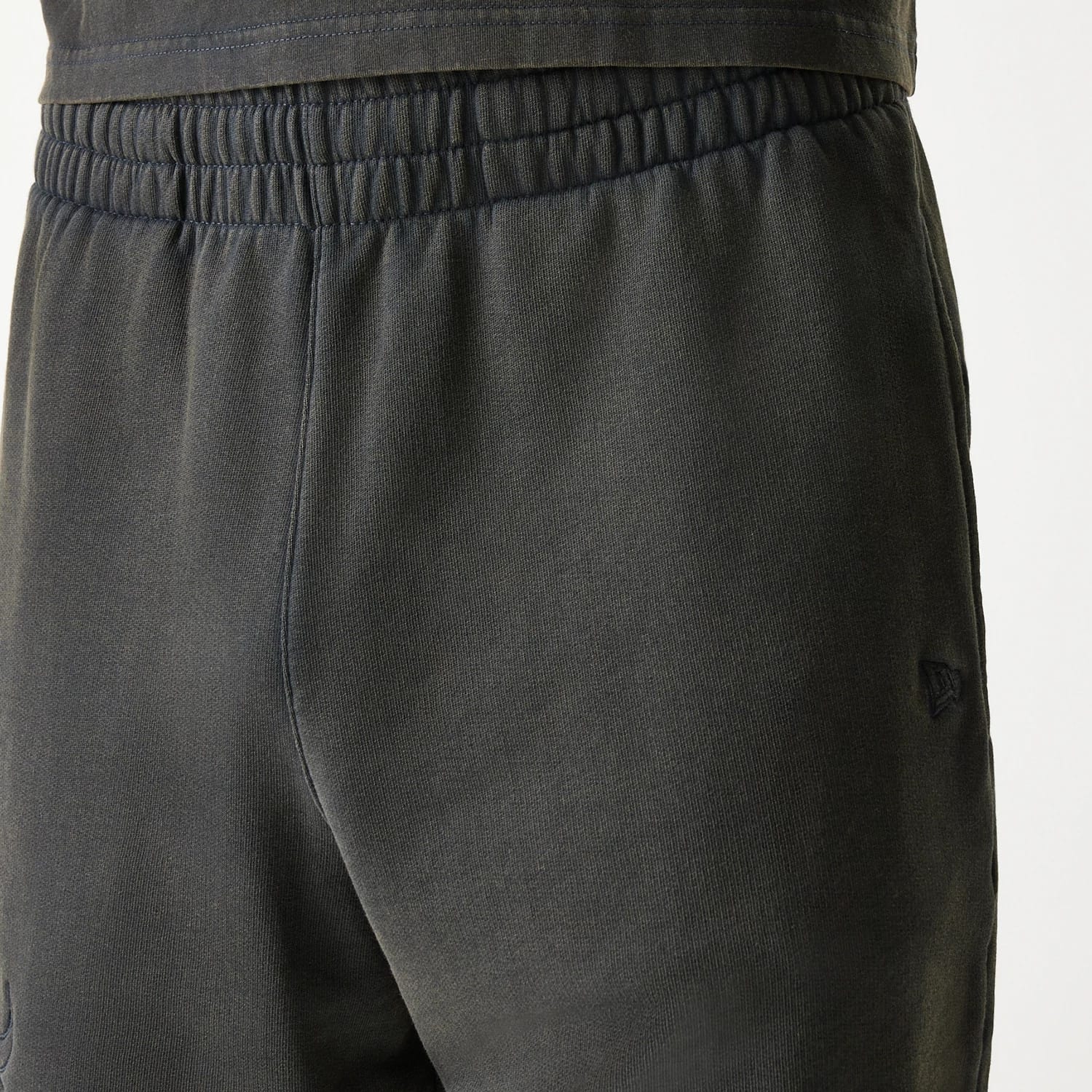 Chicago Bulls NBA Washed Grey Shorts - Image 5