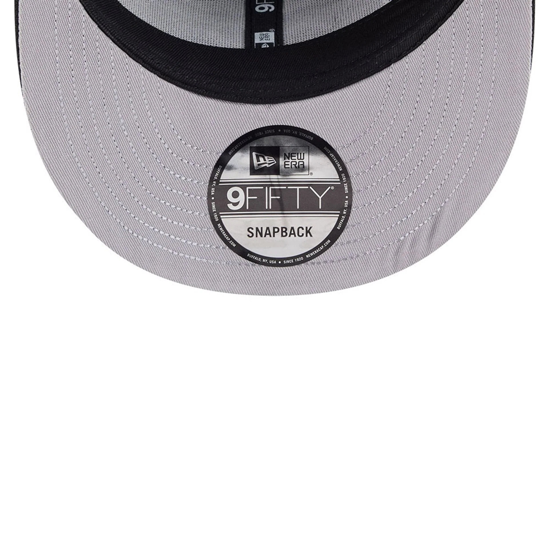 Chicago White Sox MLB Vissurf Black 9FIFTY Snapback Adjustable Cap - Image 2
