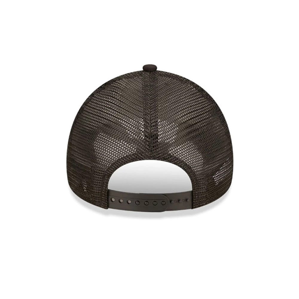 Child DC Batman White 9FORTY A-Frame Trucker Adjustable Cap - Image 4