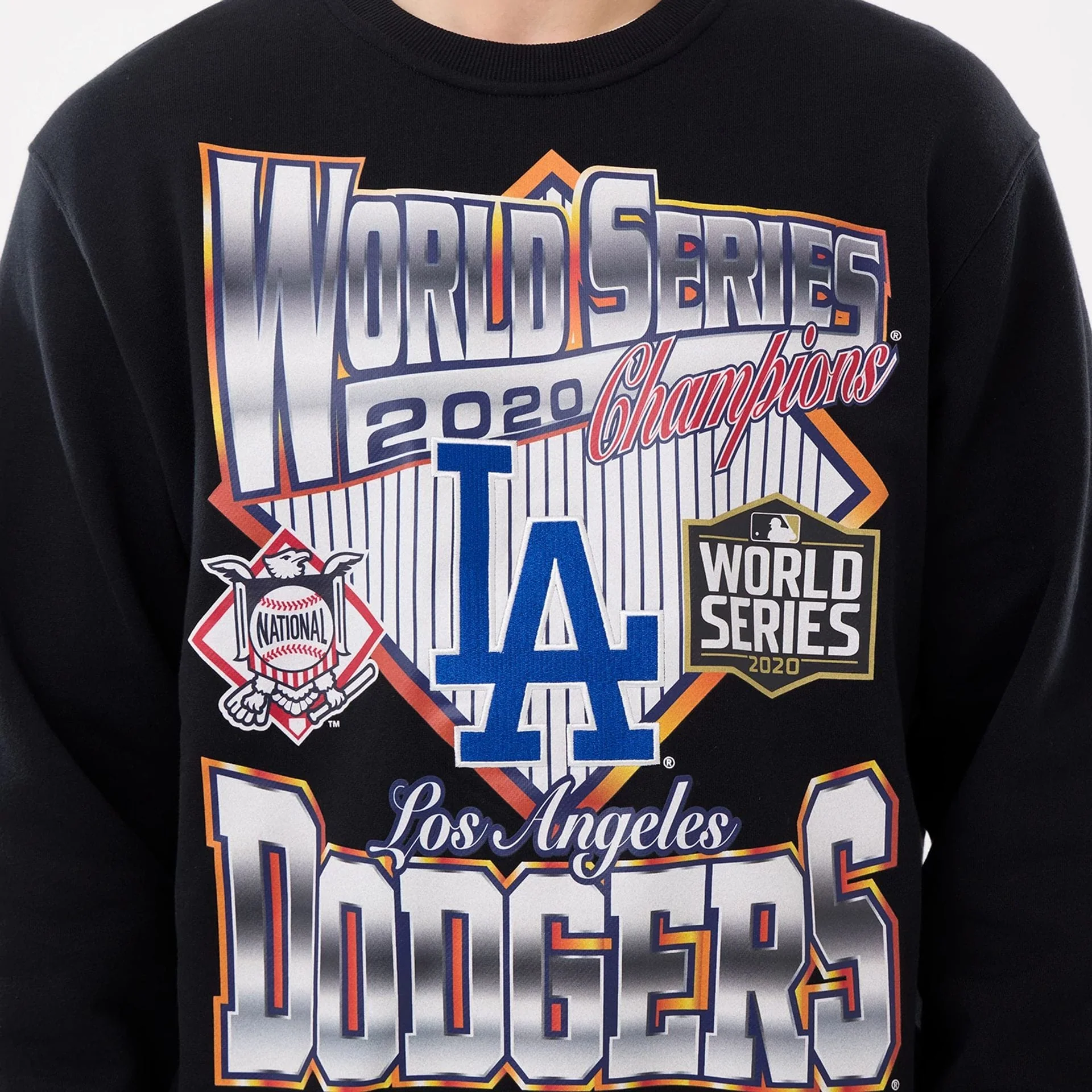 LA Dodgers MLB Retro Black Oversized Crew Neck Sweater - Image 5