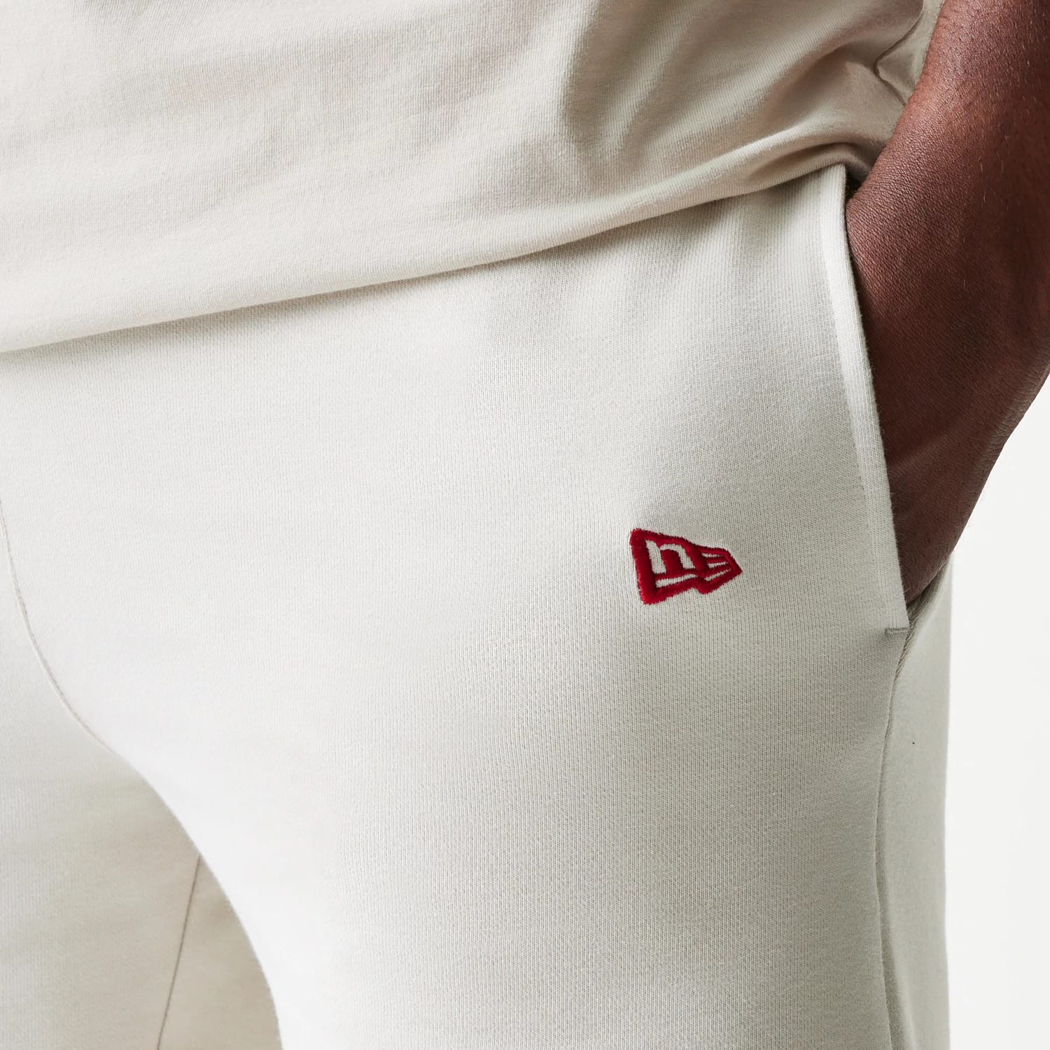 LA Lakers NBA League Essential Cream Shorts - Image 4