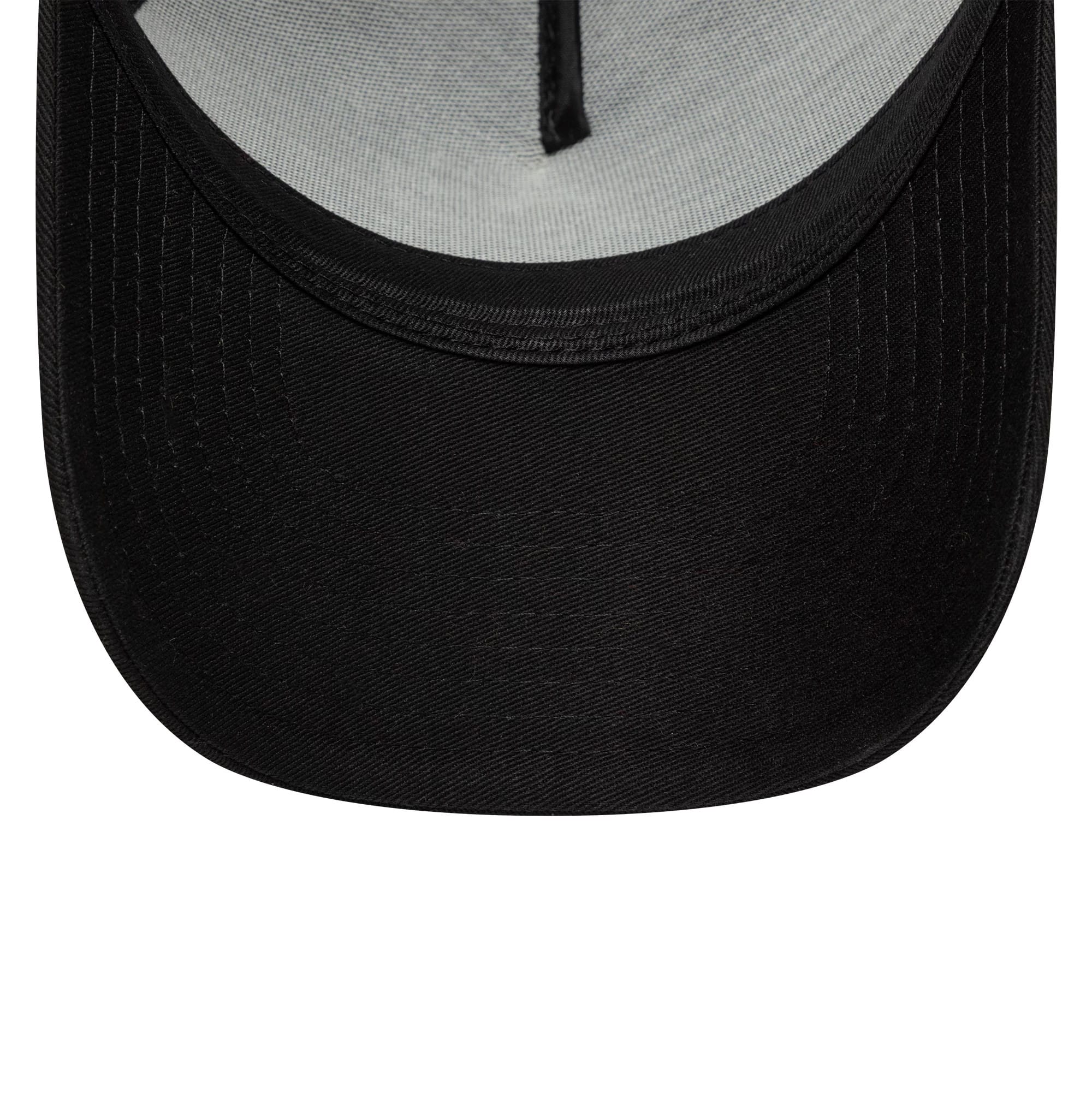 Liverpool FC Tonal Black 9FORTY A-Frame Trucker Adjustable Cap - Image 5