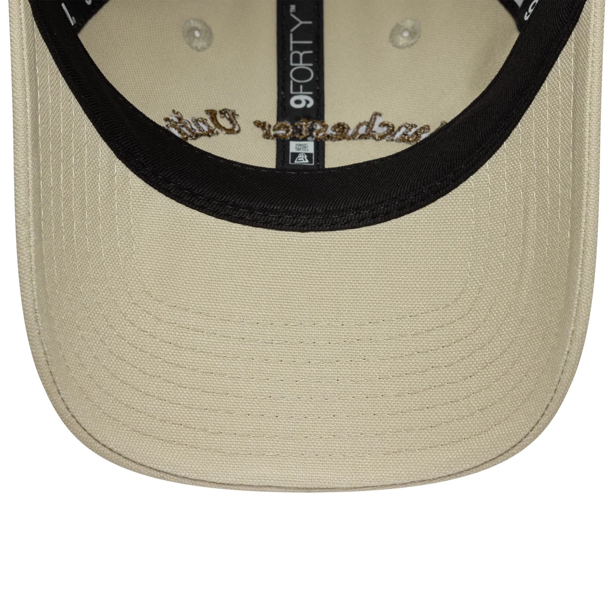 Manchester United FC Womens Wordmark Cream 9FORTY Cap - Image 5