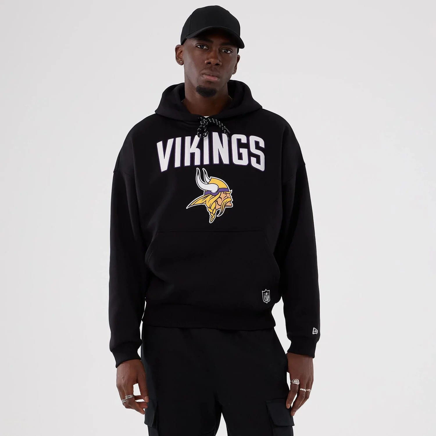 Minnesota Vikings NFL International Series Games 2025 Black Premium Pullover Hoodie