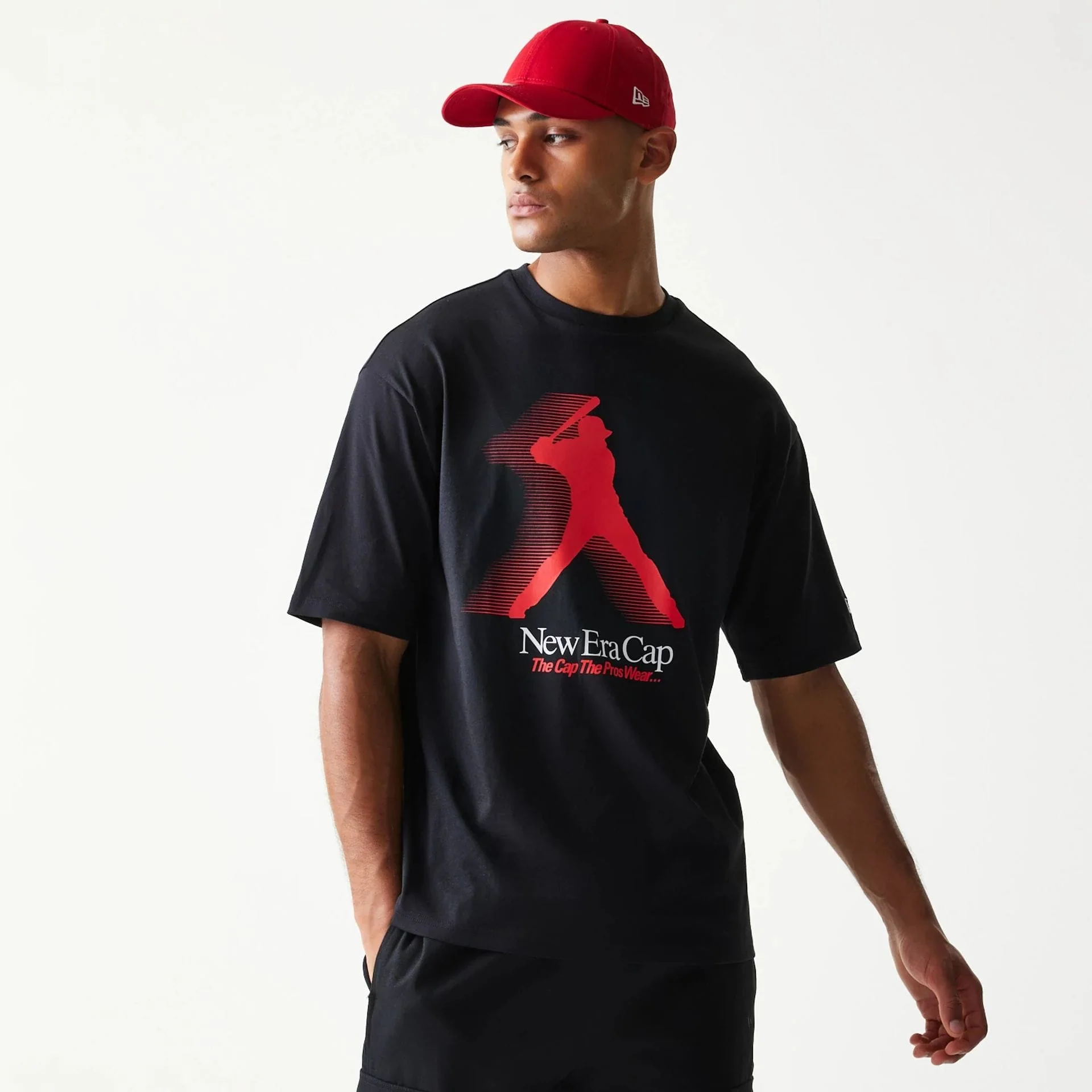 New Era Baseball Player Graphic Black Oversized T-Shirt