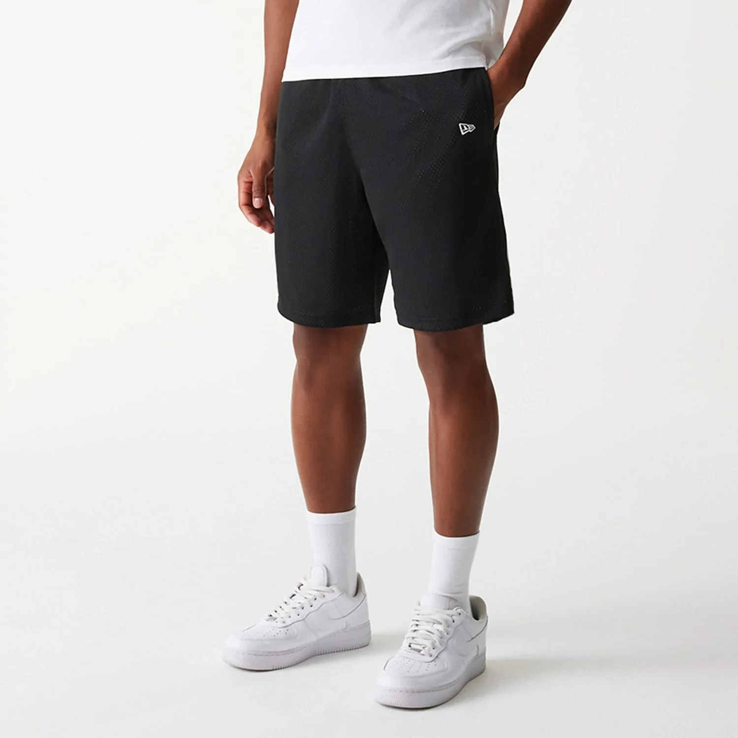 New Era Black Mesh Shorts - Image 3