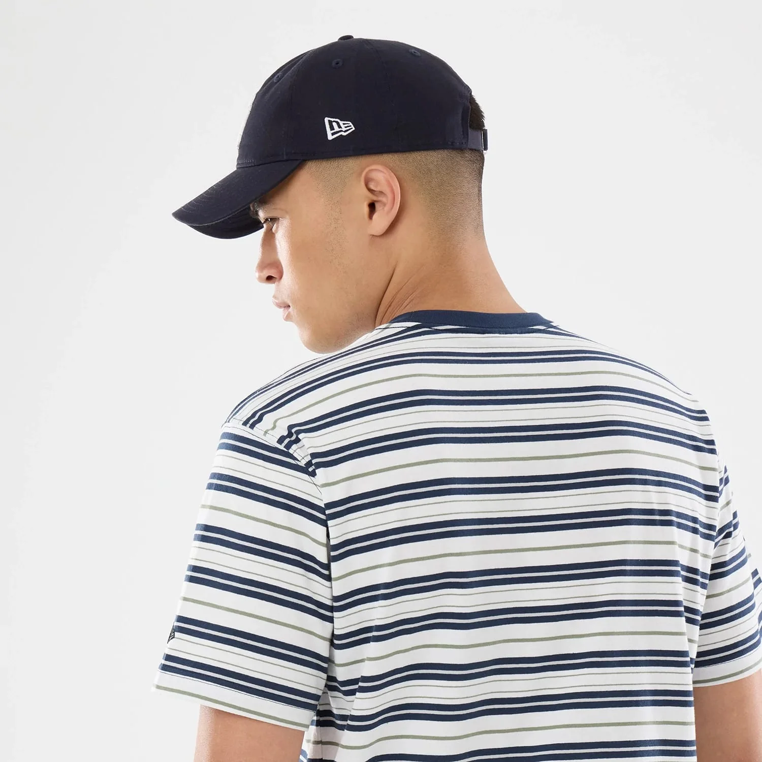 New Era Boarder Stripe White T-Shirt - Image 5