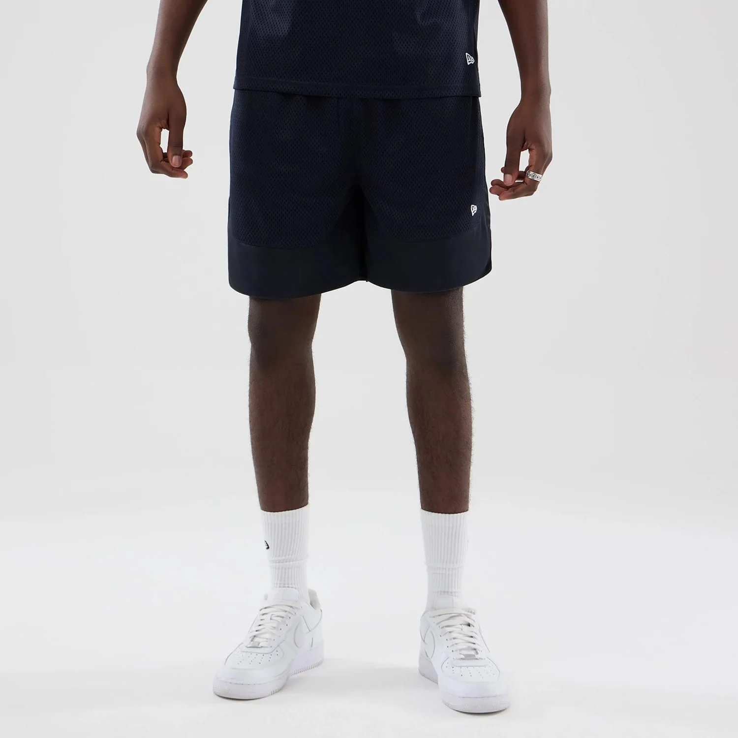 New Era Mesh Navy Oversized Shorts - Image 5