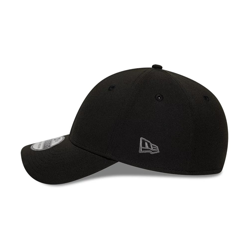 New Era Mono Black 39SEVENTY Stretch Fit Cap - Image 6