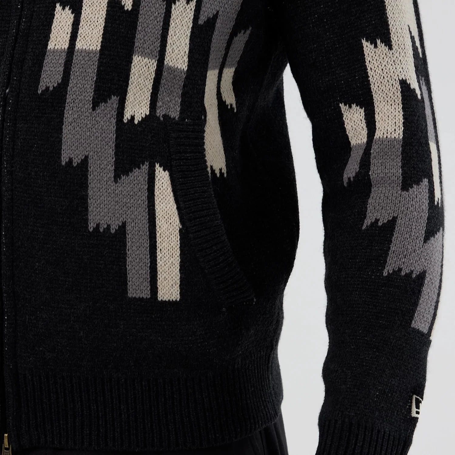 New Era Organic Cowichan Black Cardigan - Image 5