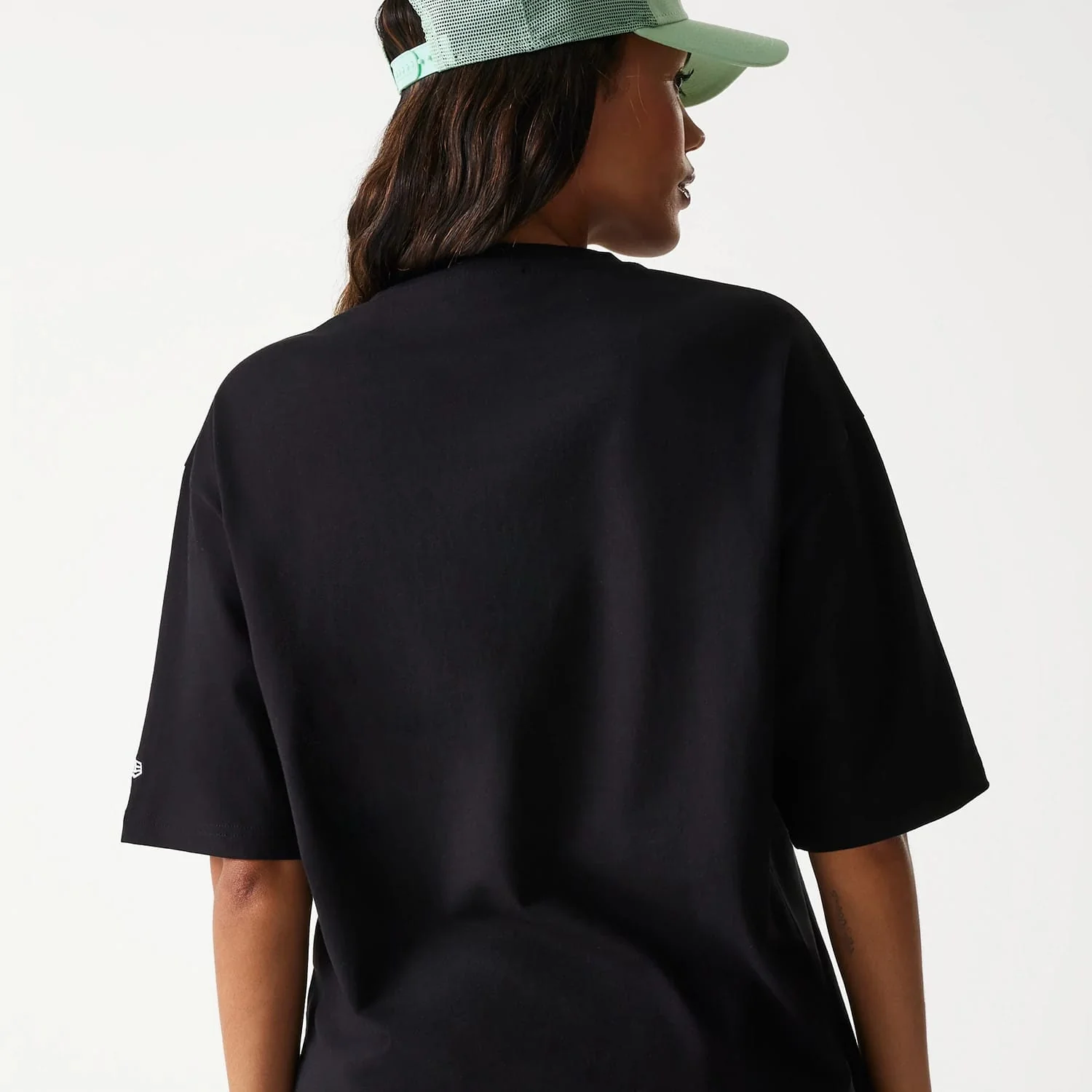 New Era Outdoor Graphic Black Oversized T-Shirt - Image 8