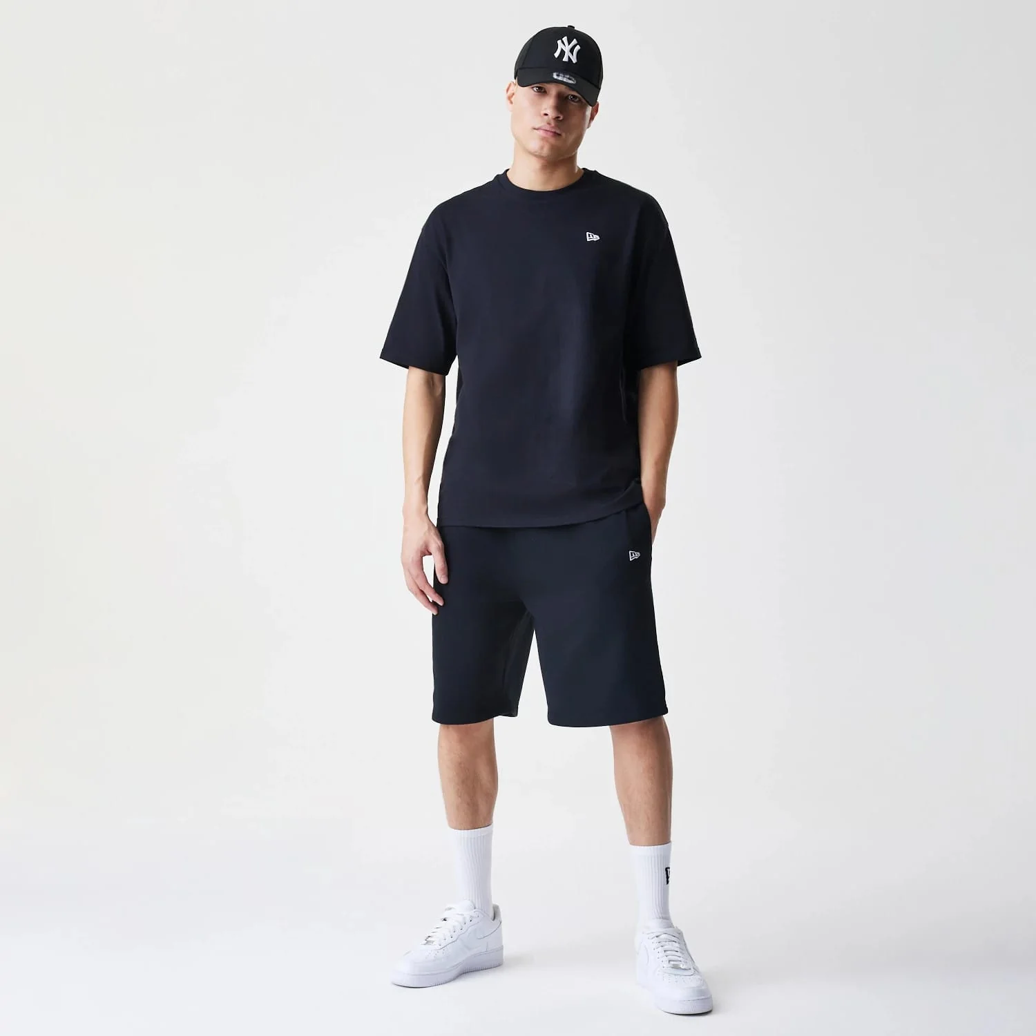 New Era Premium Essential Black Oversized T-Shirt - Image 8