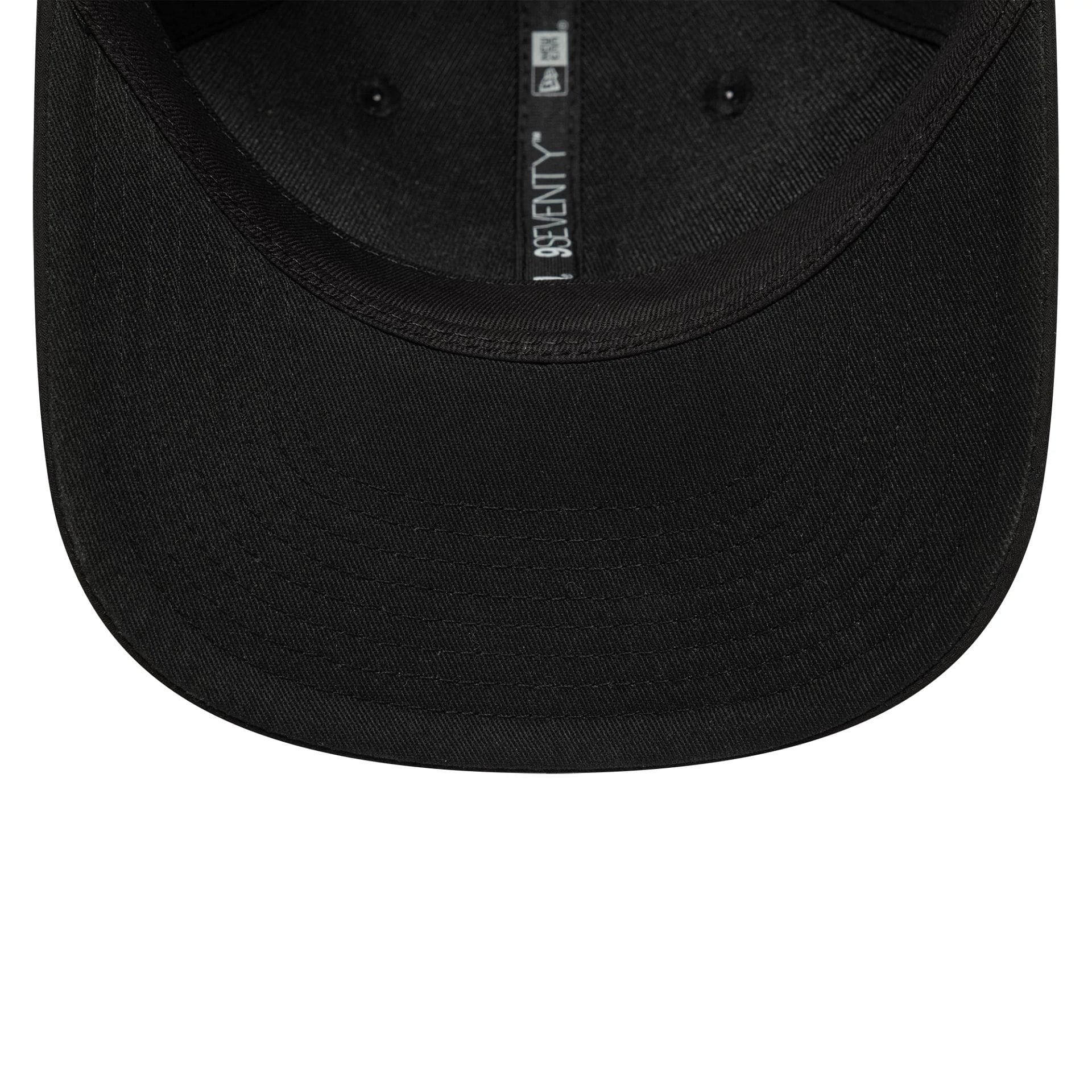 New Era Technical Black 9SEVENTY Stretch Snap Adjustable Cap - Image 7