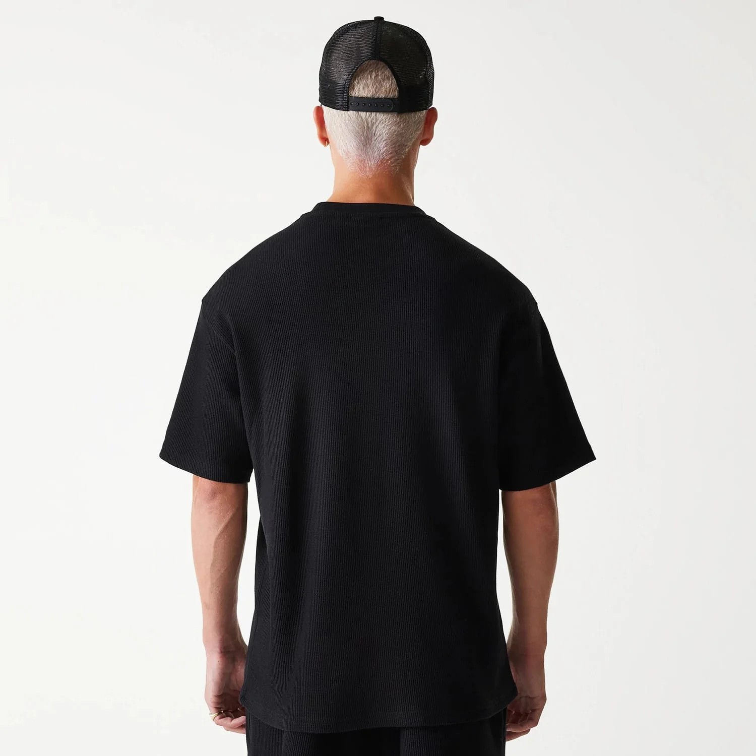 New Era Waffle Black Oversized T-Shirt - Image 2