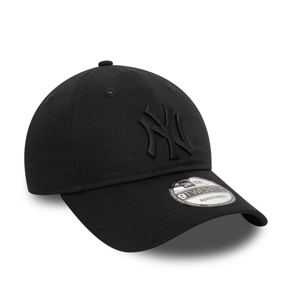 New York Yankees League Essential Black On Black 9TWENTY Adjustable Cap - Image 6