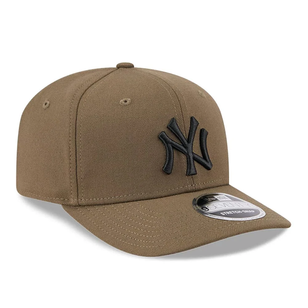 New York Yankees MLB Brown 9SEVENTY Stretch Snap Adjustable Cap - Image 3