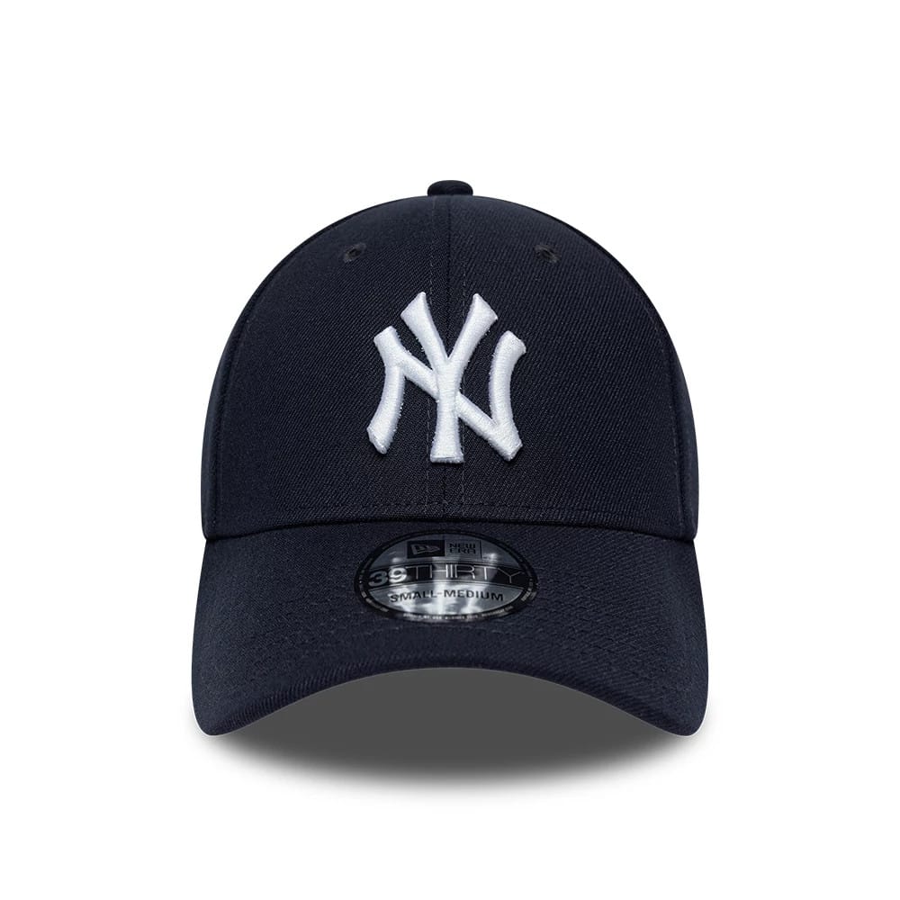 New York Yankees MLB Classic Navy 39THIRTY Stretch Fit Cap - Image 2