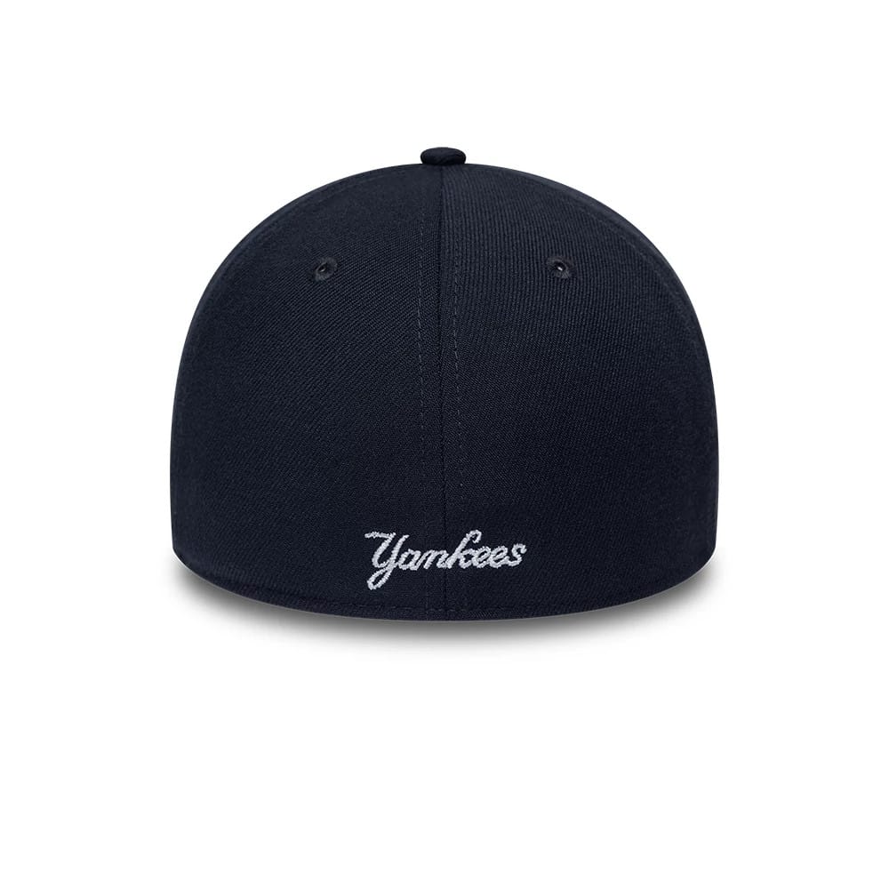 New York Yankees MLB Classic Navy 39THIRTY Stretch Fit Cap - Image 4