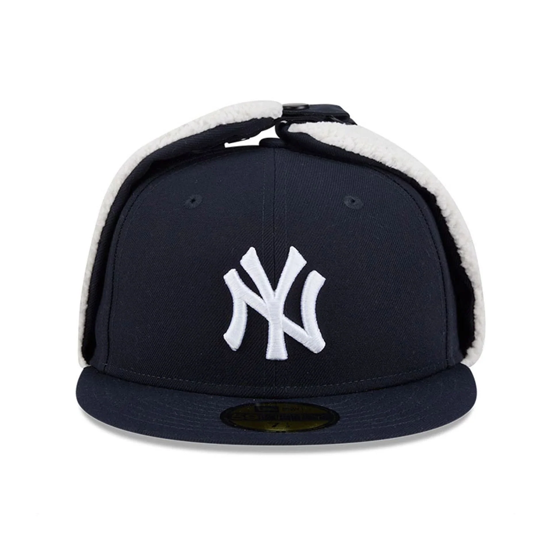 New York Yankees MLB Classic Navy Dogear 59FIFTY Fitted Cap - Image 3