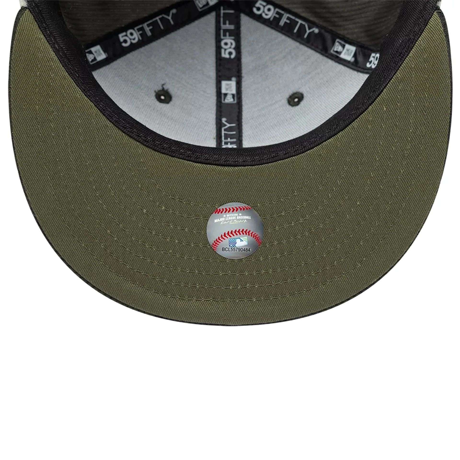 New York Yankees MLB Cord Green Downflap 59FIFTY Fitted Cap - Image 9
