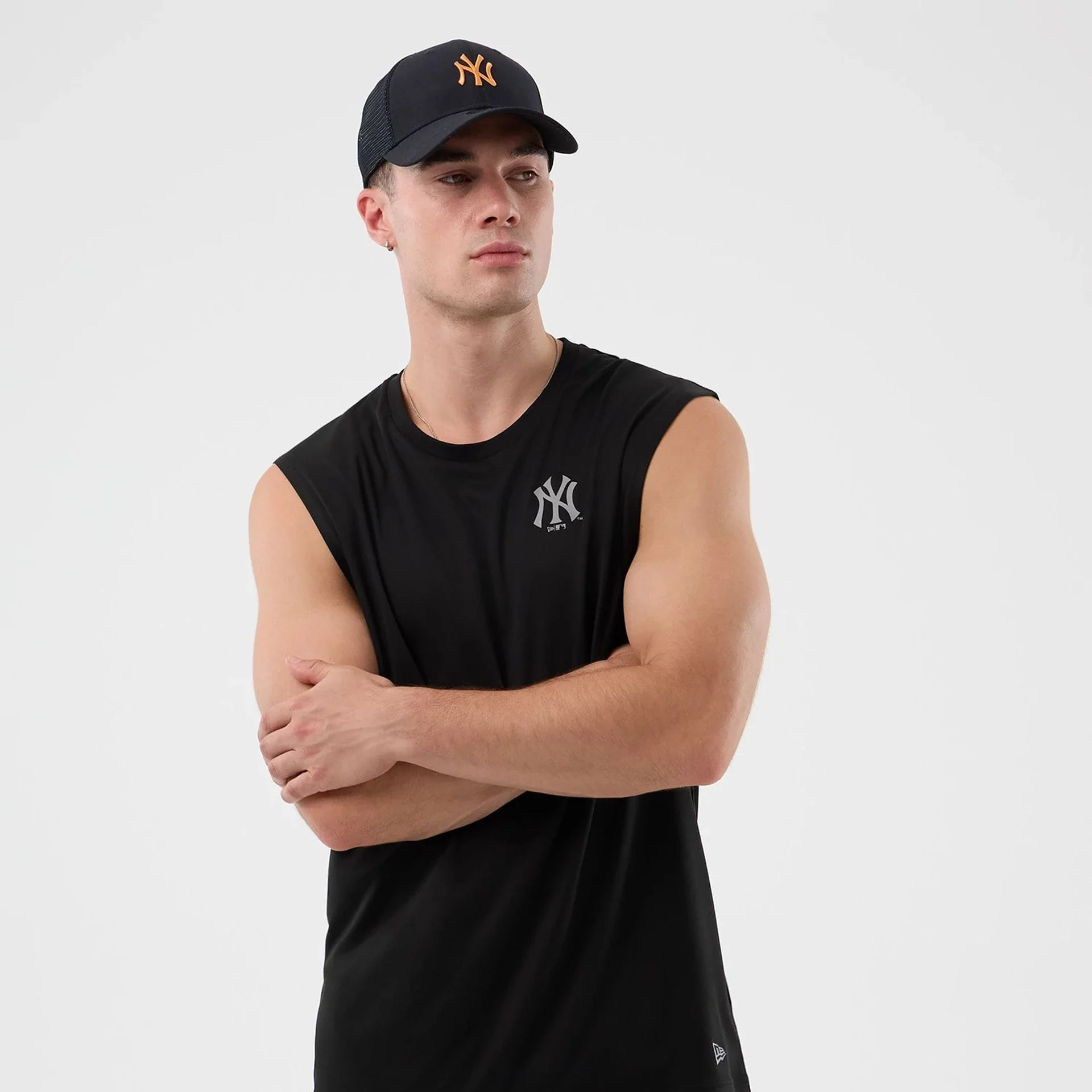 New York Yankees MLB Core Plus Black Vest - Image 3