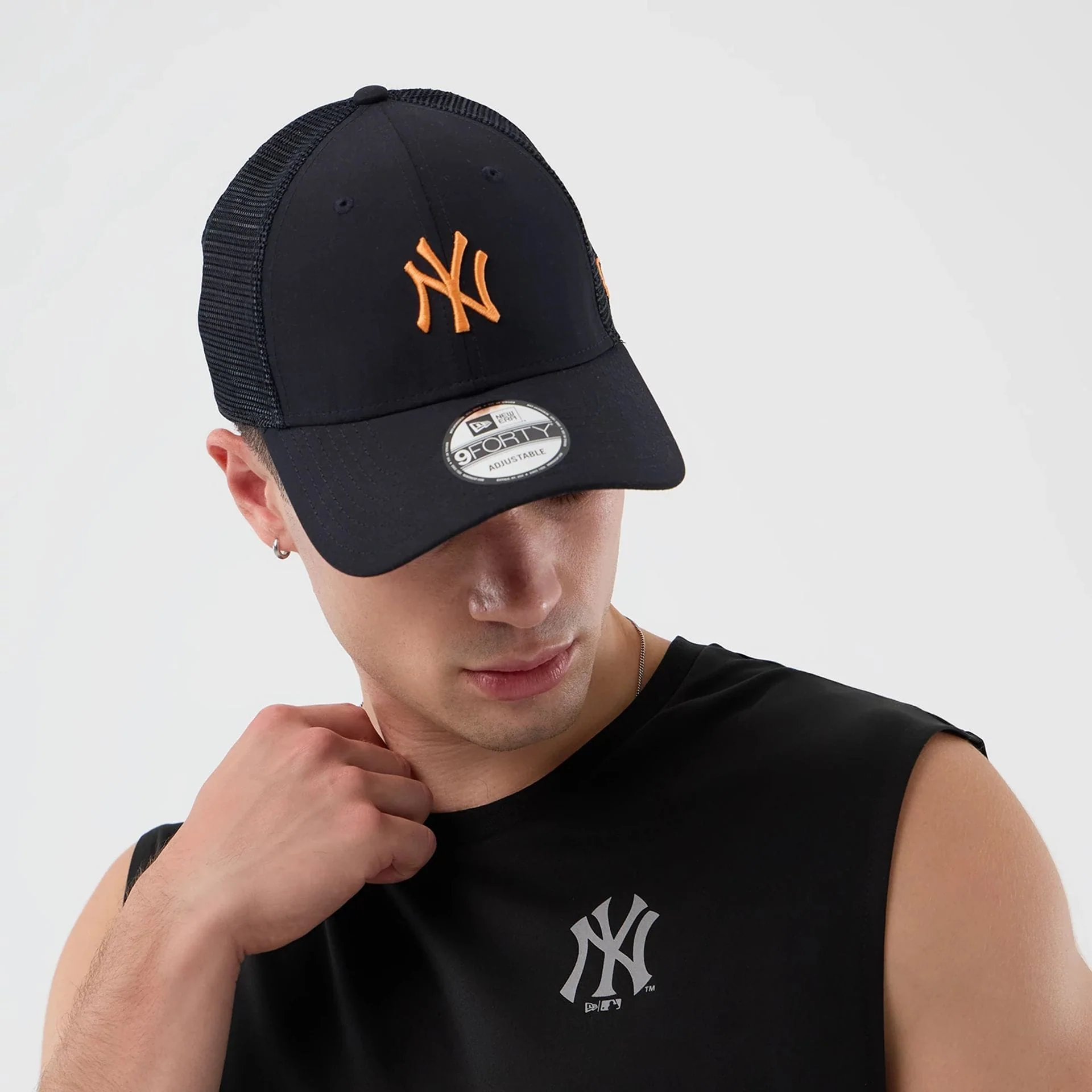 New York Yankees MLB Core Plus Black Vest - Image 6