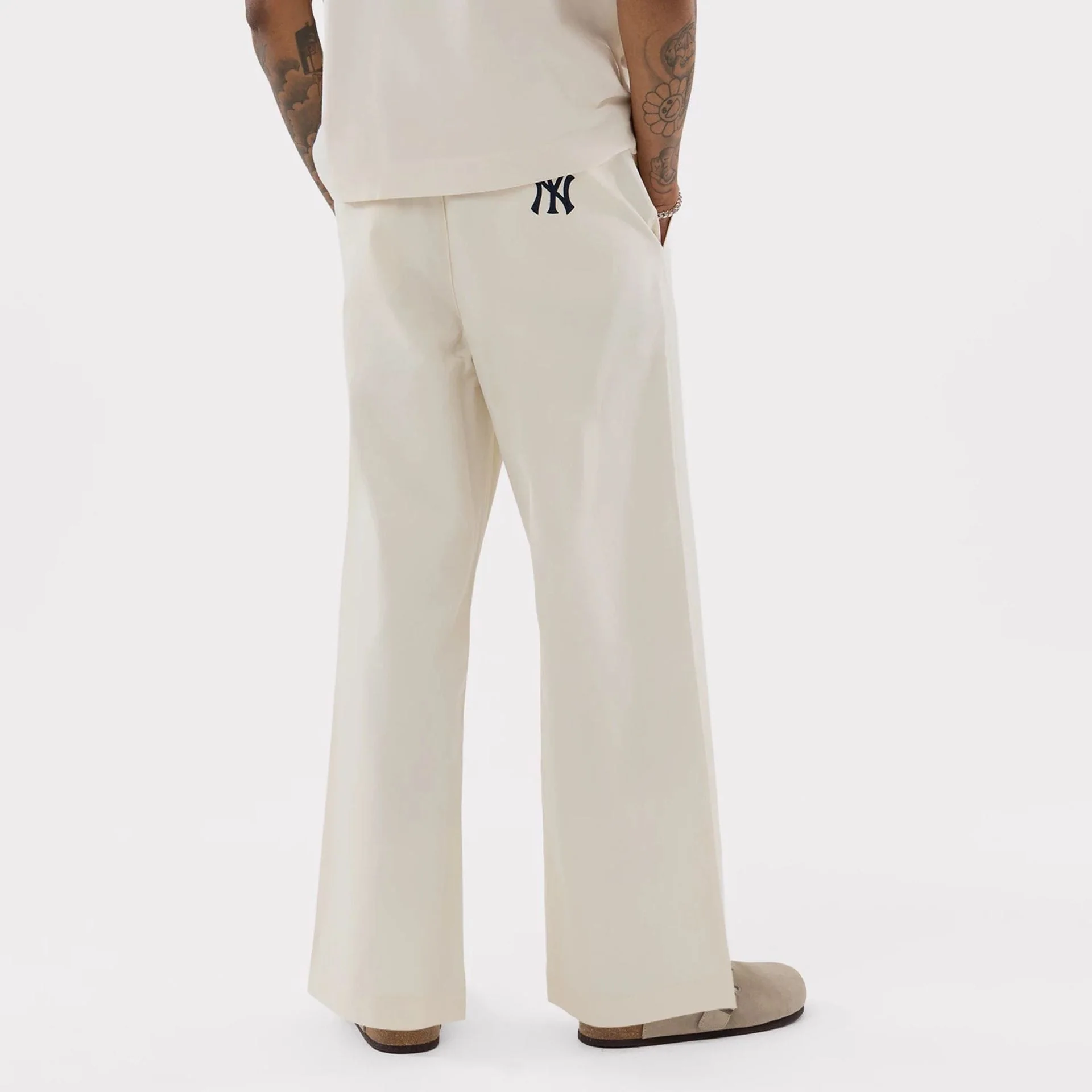 New York Yankees MLB Cream Woven Chinos - Image 2