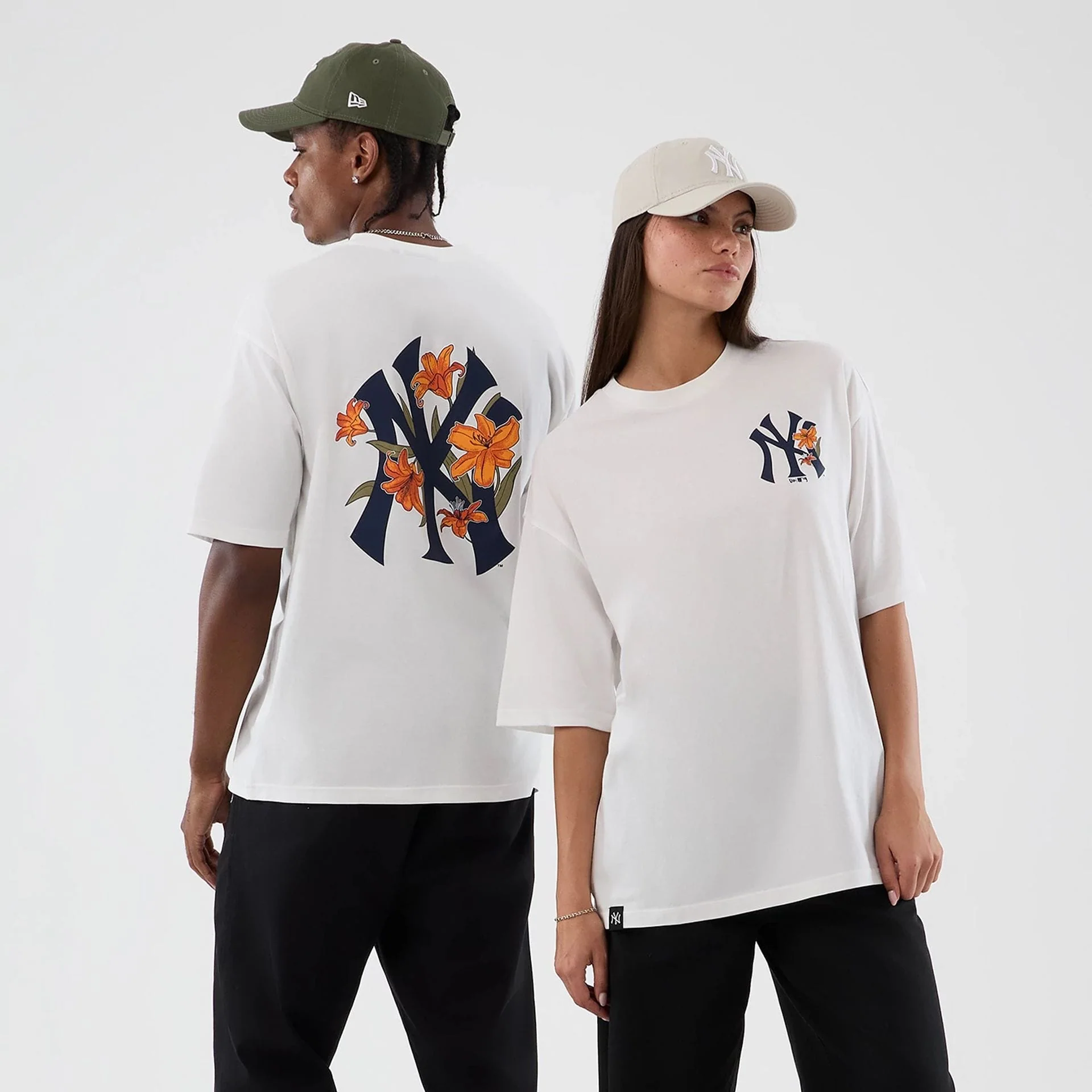 New York Yankees MLB Floral White Oversized T-Shirt