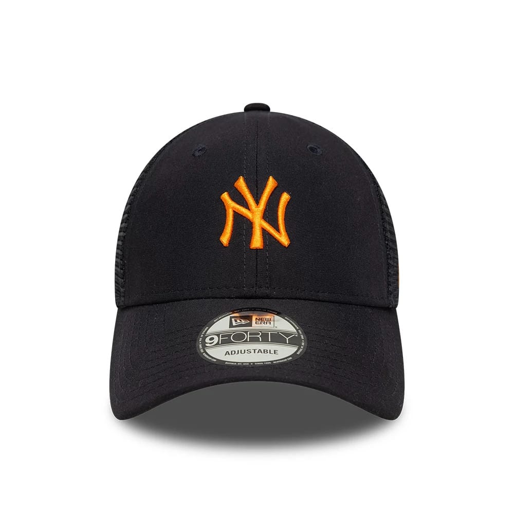 New York Yankees MLB Homefield Black 9FORTY Trucker Adjustable Cap - Image 2