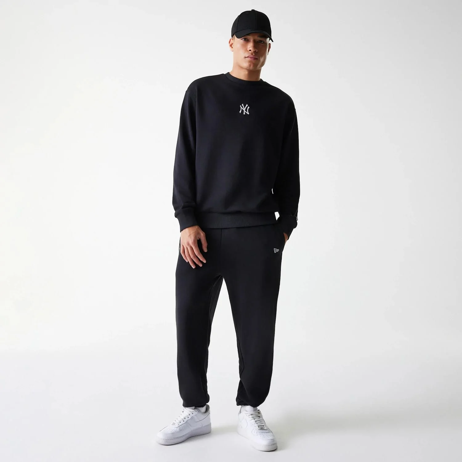 New York Yankees MLB League Essential French Terry Black Crew Neck Sweater - Image 8