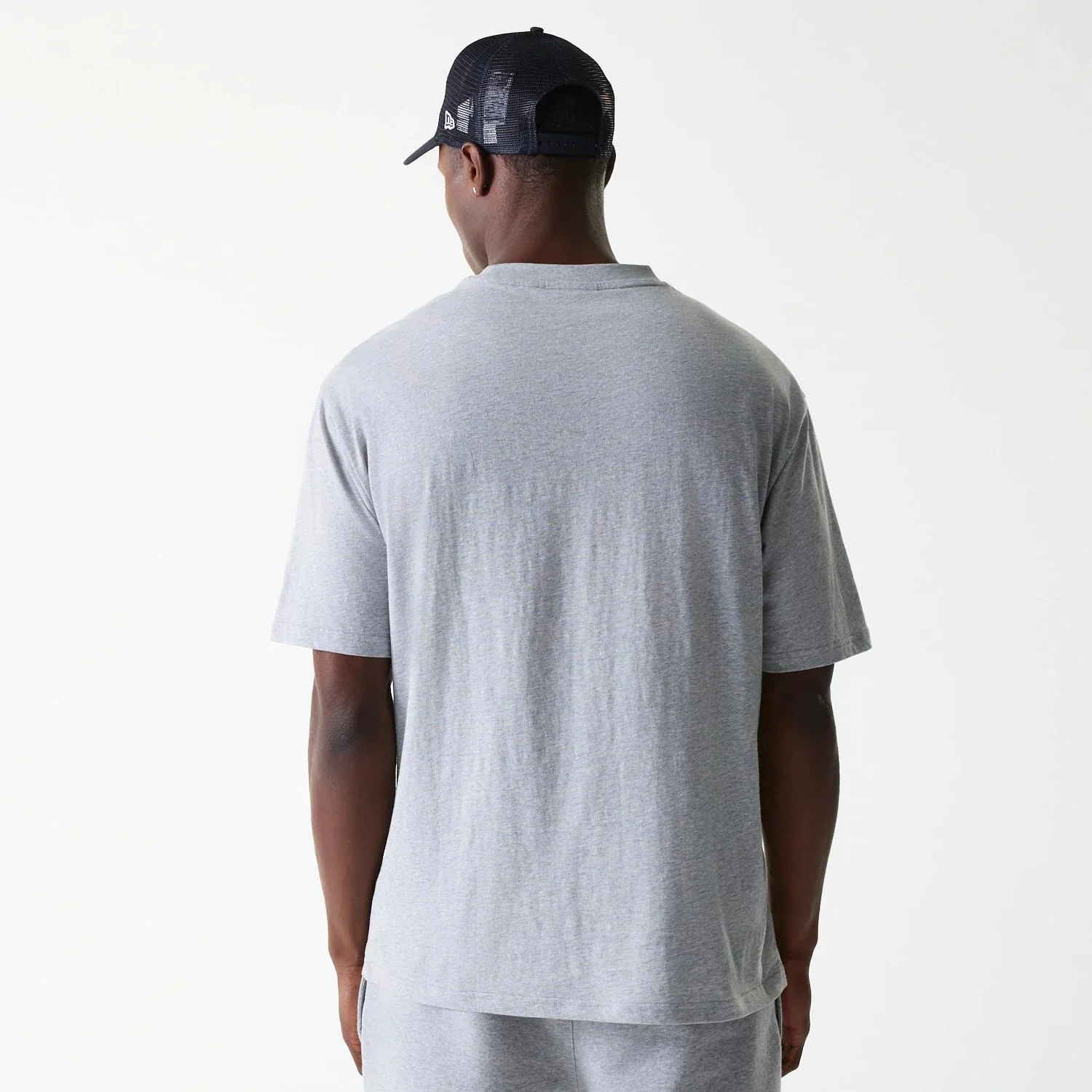 New York Yankees MLB League Essential Grey Oversized T-Shirt - Image 2