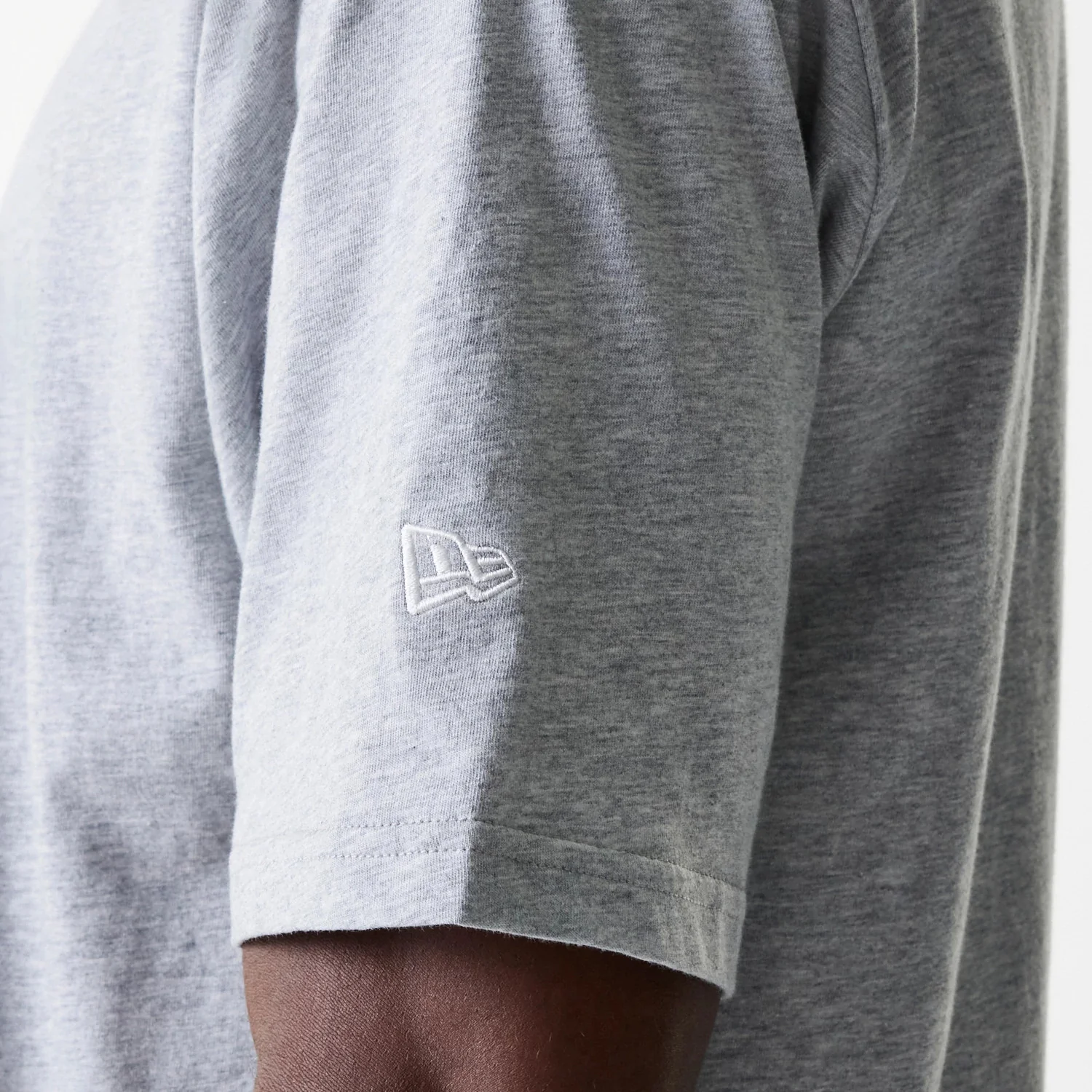 New York Yankees MLB League Essential Grey Oversized T-Shirt - Image 5