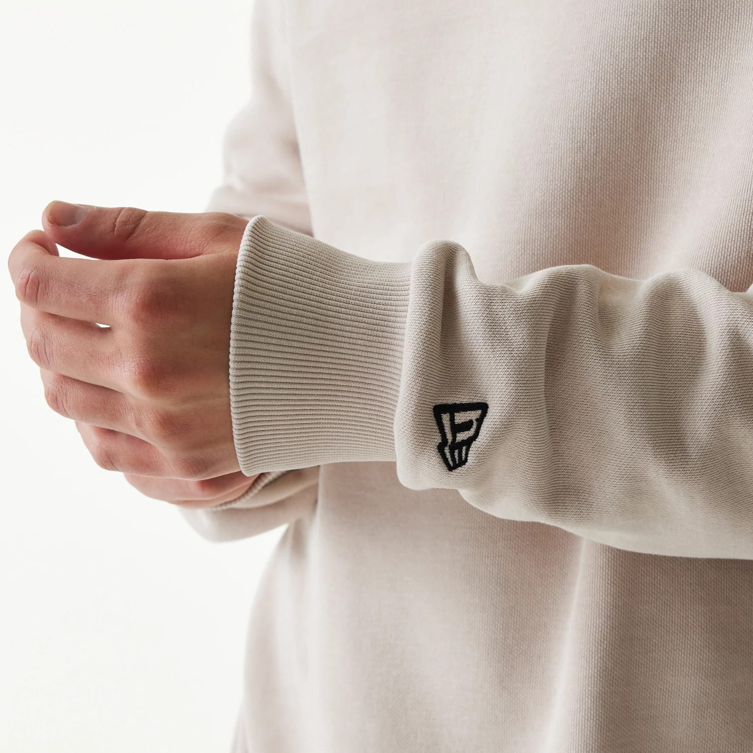 New York Yankees MLB League Essential Midi Cream Oversized Crew Neck Sweater - Image 5