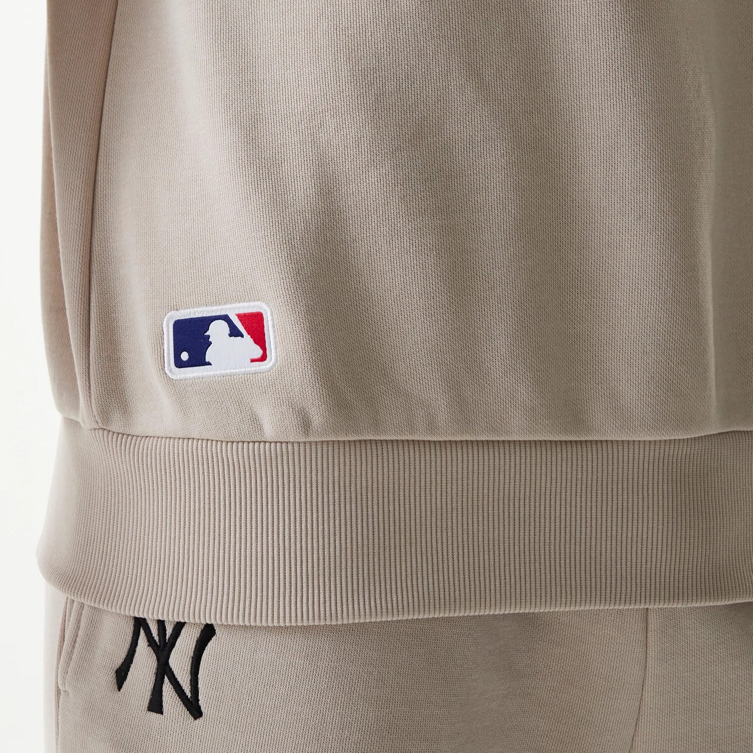 New York Yankees MLB League Essential Midi Cream Oversized Crew Neck Sweater - Image 6