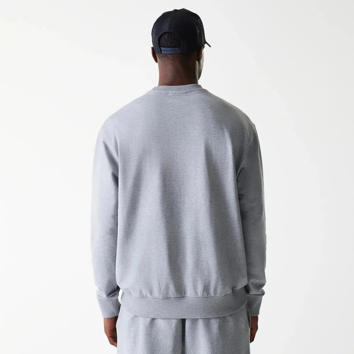 New York Yankees MLB League Essential Midi Grey Oversized Crew Neck Sweater - Image 2