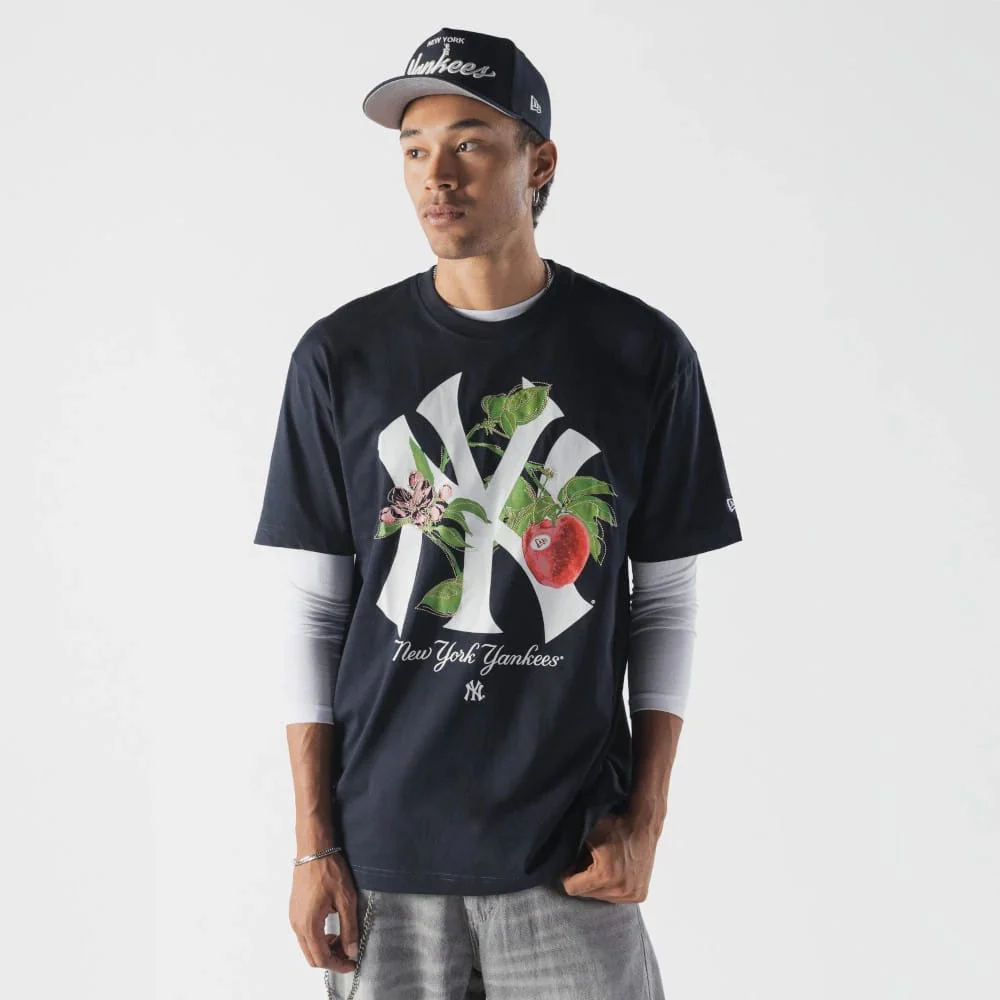 New York Yankees MLB Life Graphic Navy T-Shirt