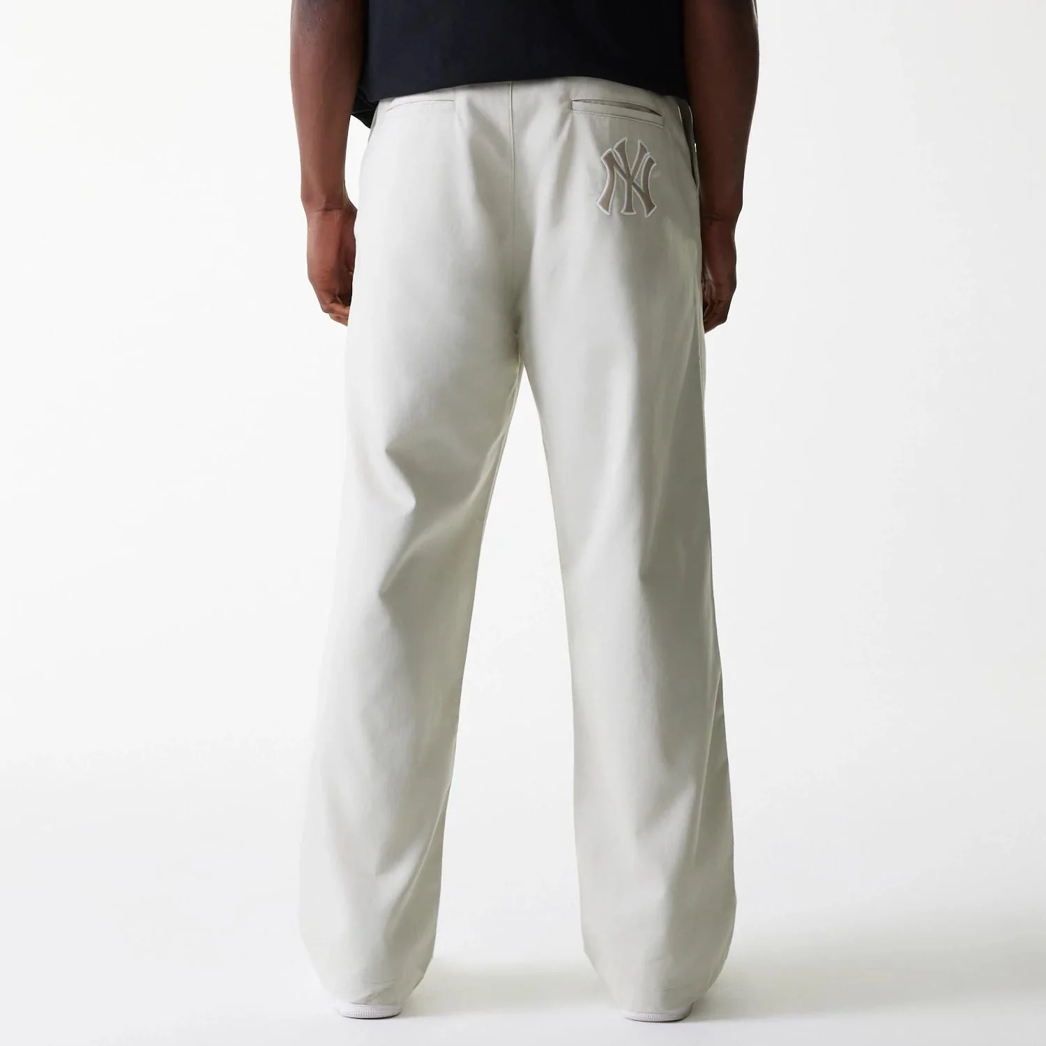 New York Yankees MLB Light Beige Chino Trousers - Image 2