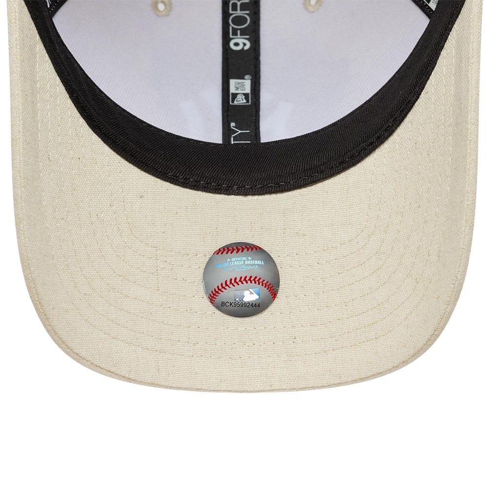New York Yankees MLB Linen Cream 9FORTY M-Crown Adjustable Cap - Image 5