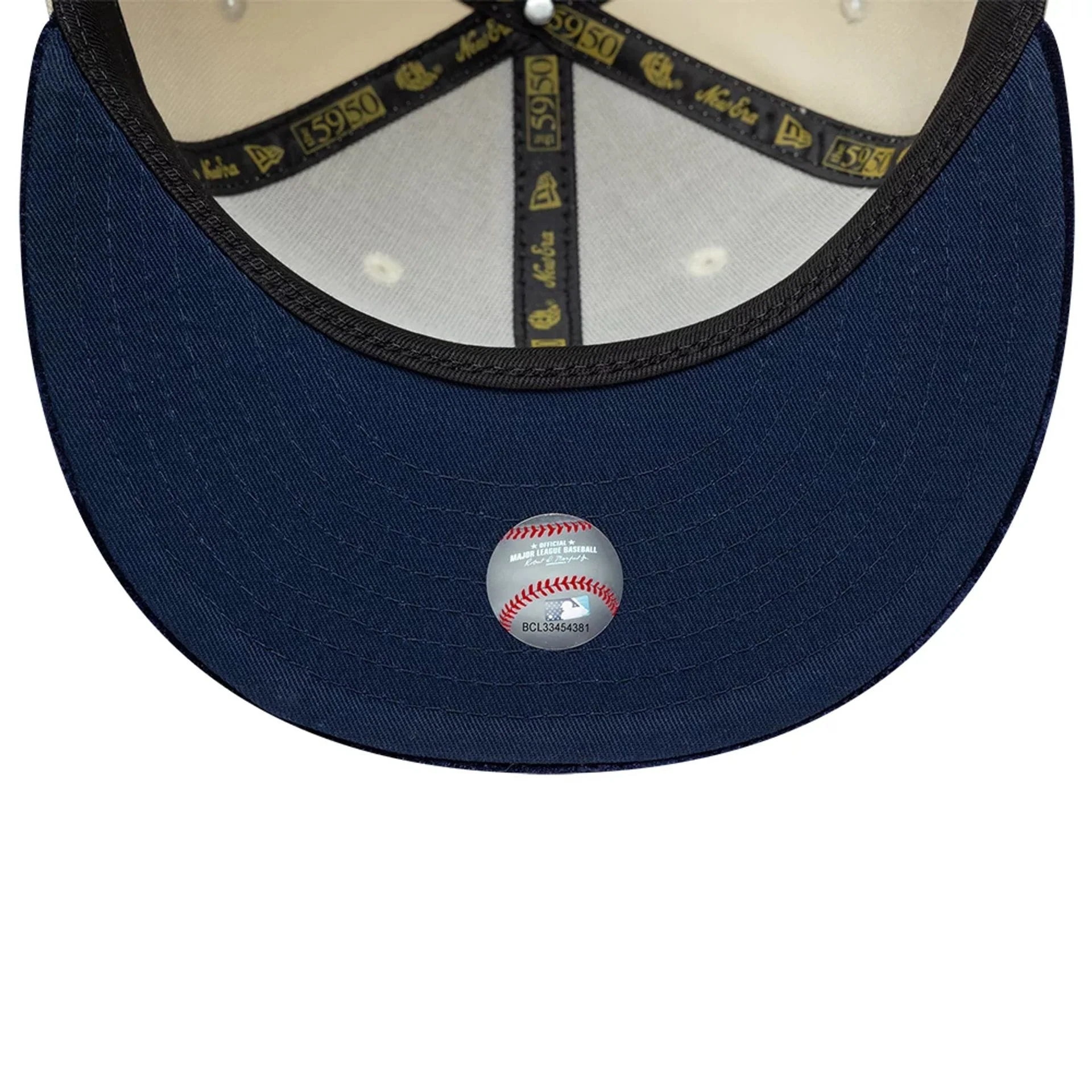 New York Yankees MLB Paisley Visor Cream 59FIFTY Fitted Cap - Image 3