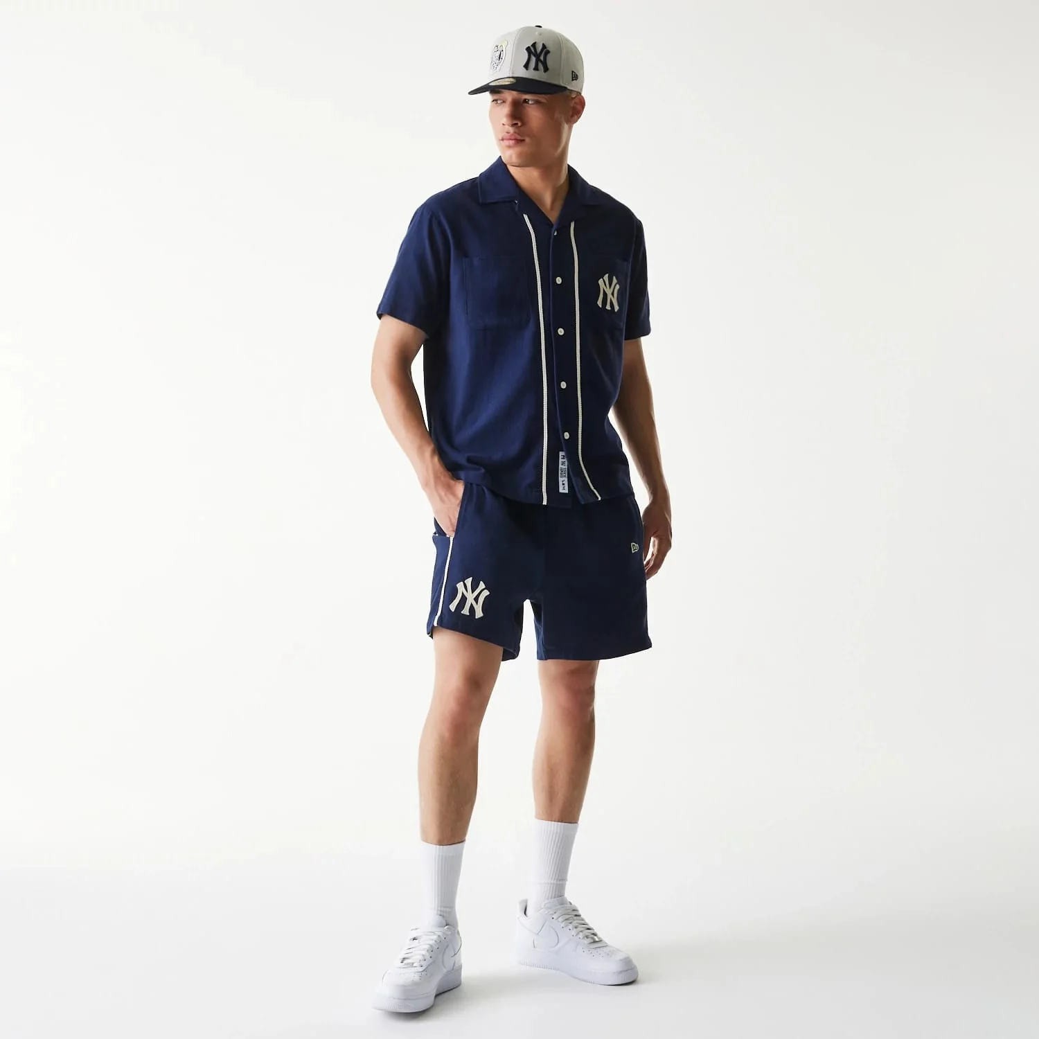 New York Yankees MLB Piping Navy Shorts - Image 7