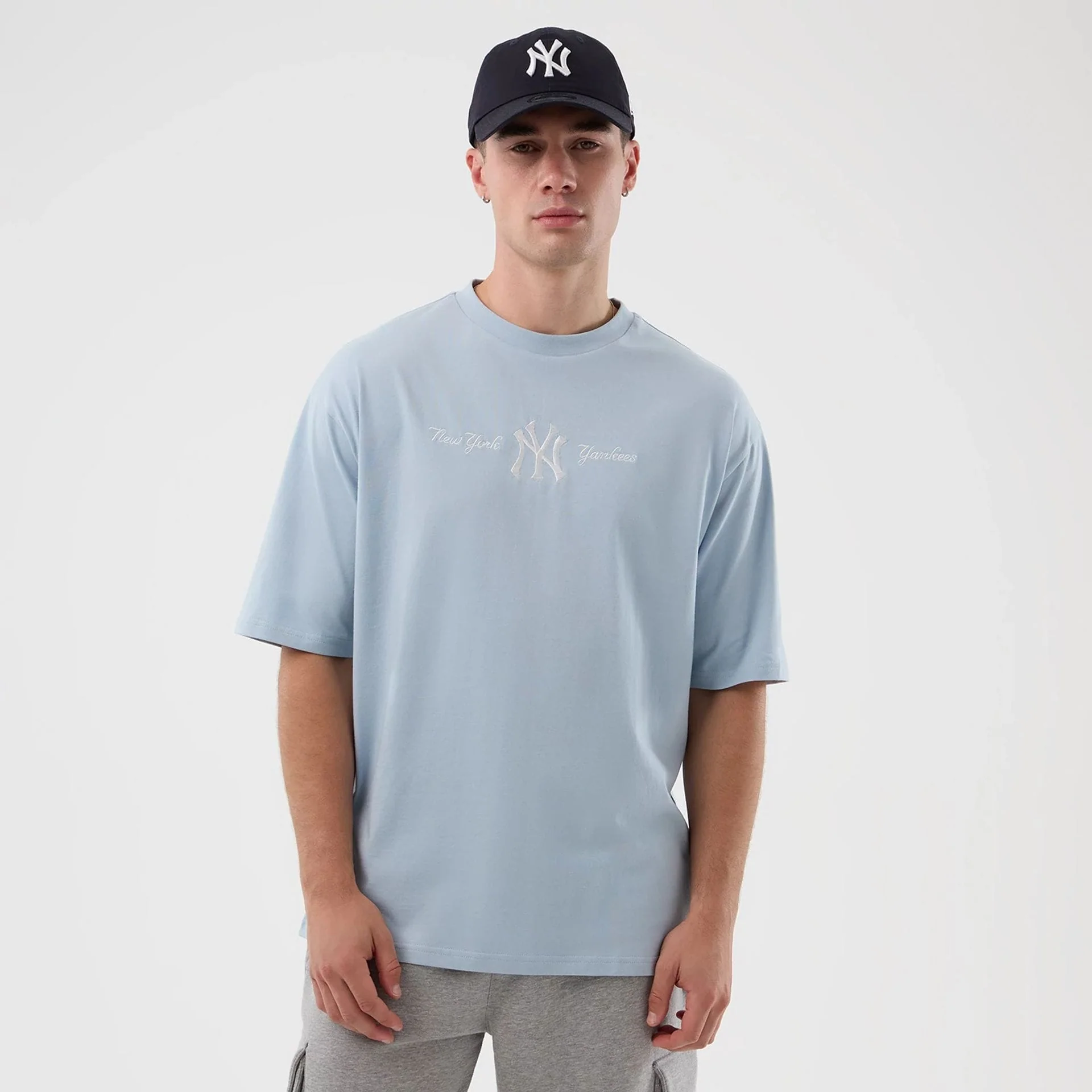 New York Yankees MLB Script Pastel Blue Oversized T-Shirt